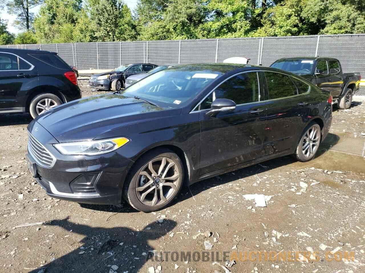 3FA6P0CDXKR233641 FORD FUSION 2019