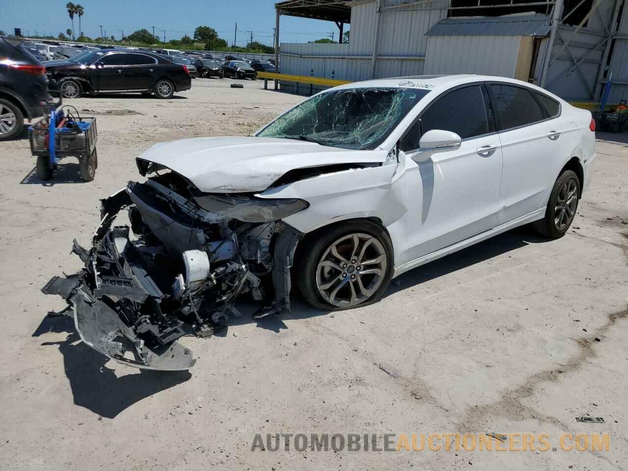 3FA6P0CDXLR133640 FORD FUSION 2020