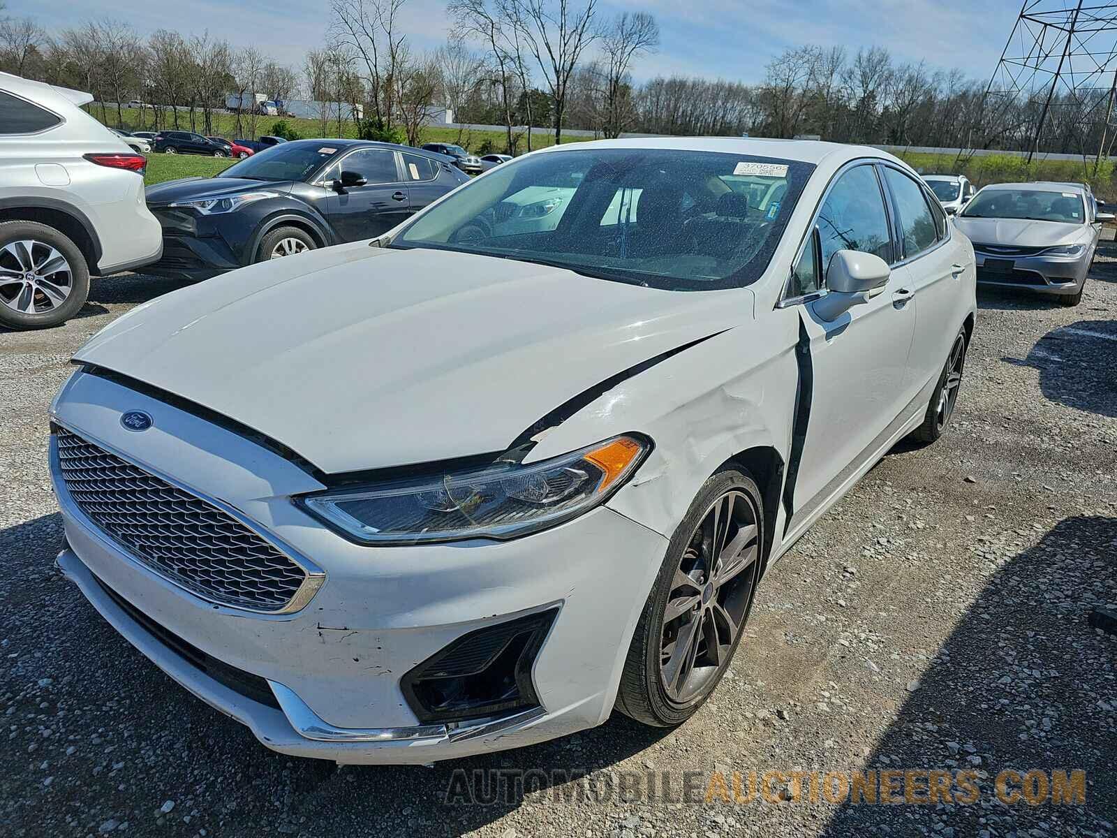 3FA6P0D94KR138289 Ford Fusion 2019