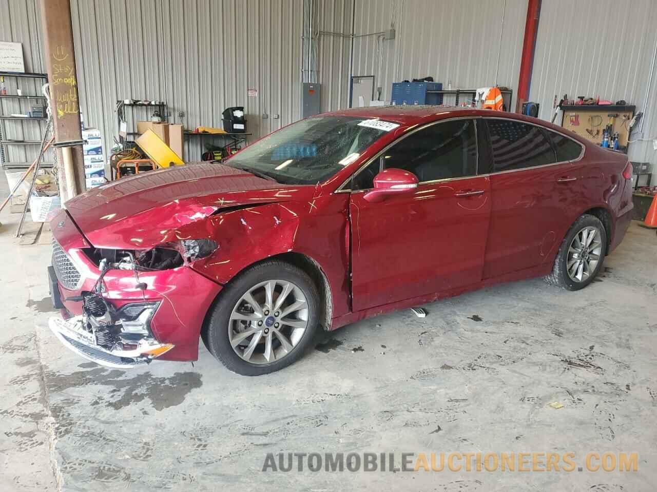 3FA6P0D94KR184639 FORD FUSION 2019