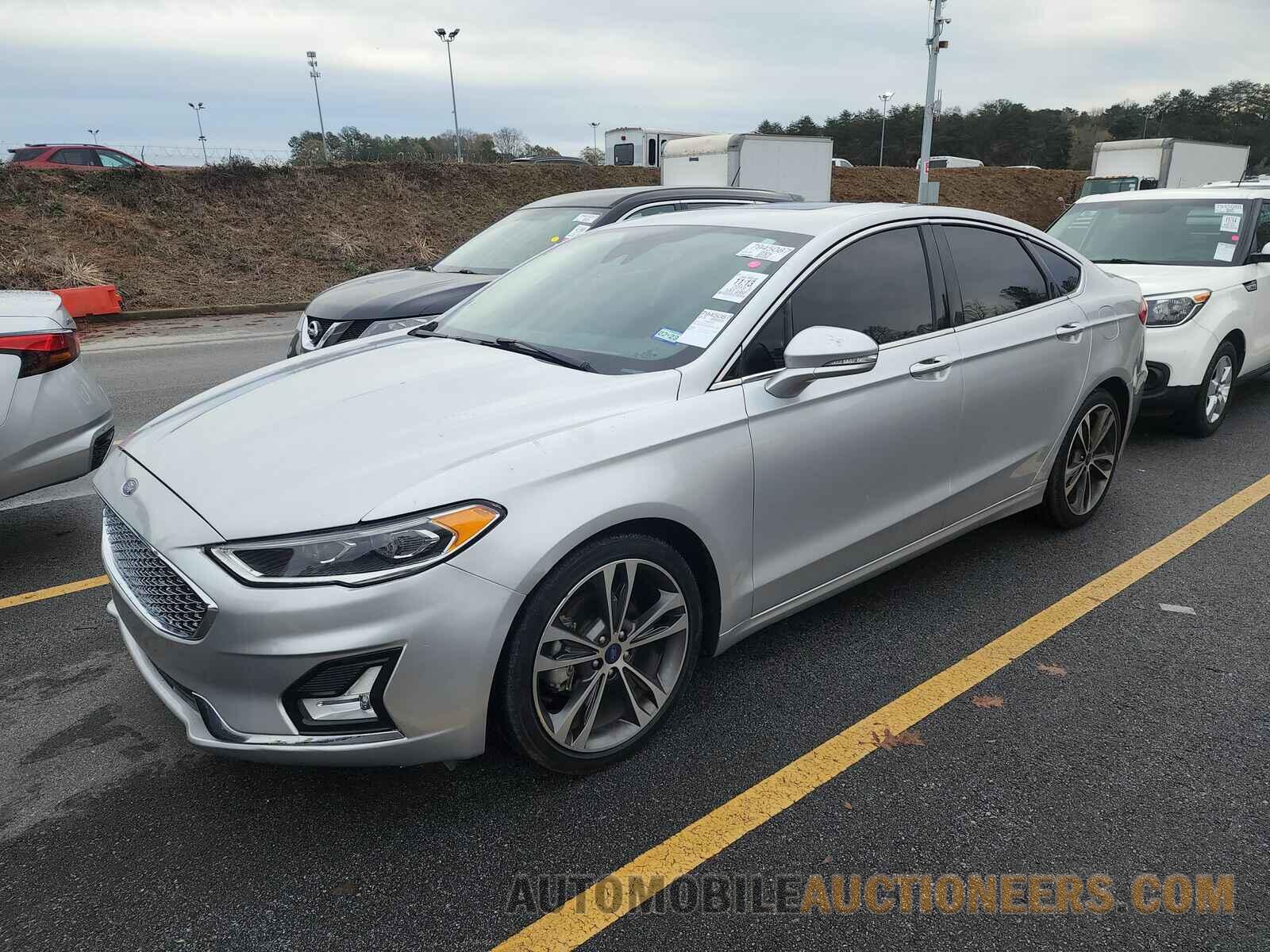 3FA6P0D95KR241138 Ford Fusion 2019