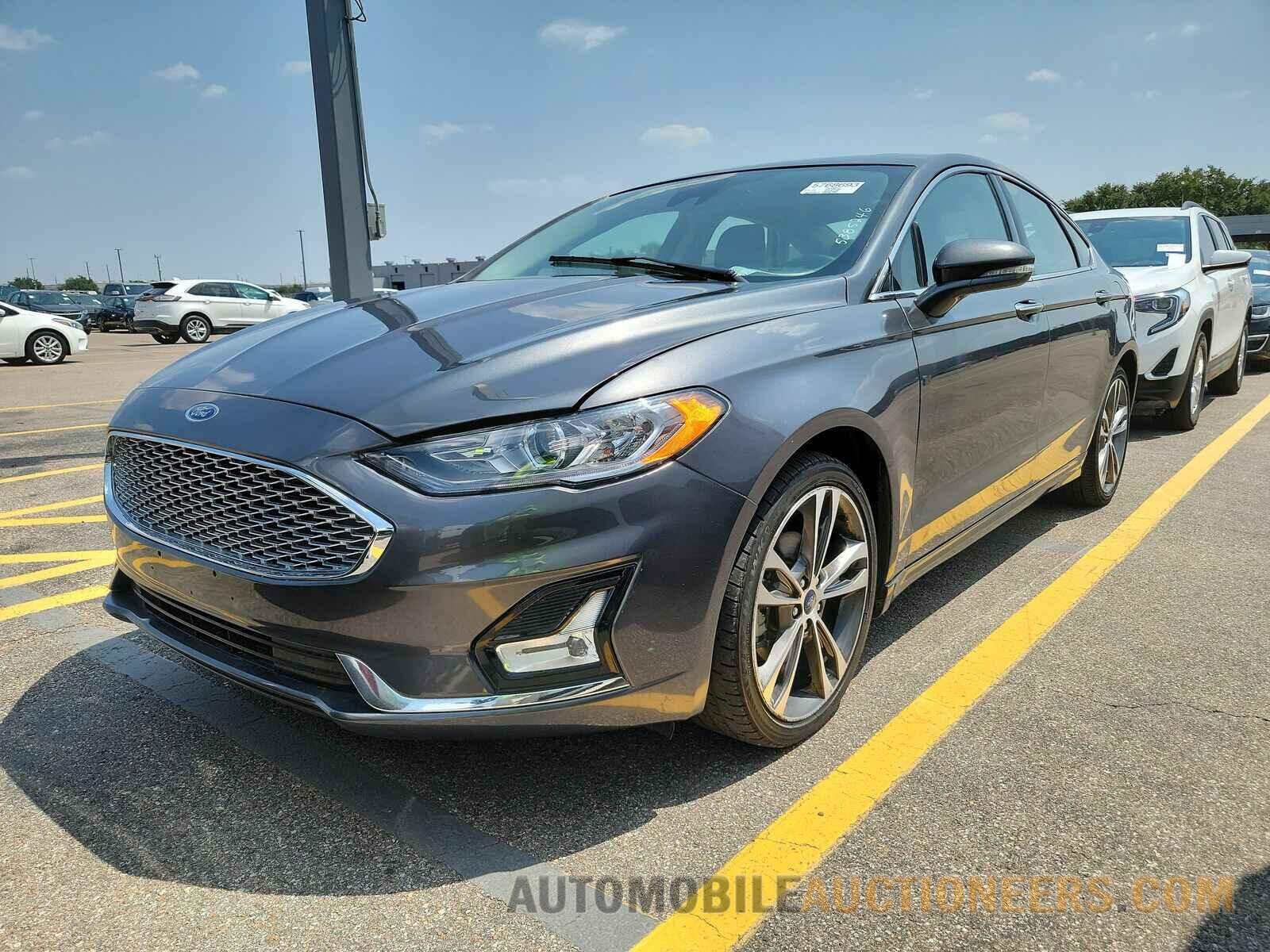 3FA6P0D97KR107019 Ford Fusion 2019