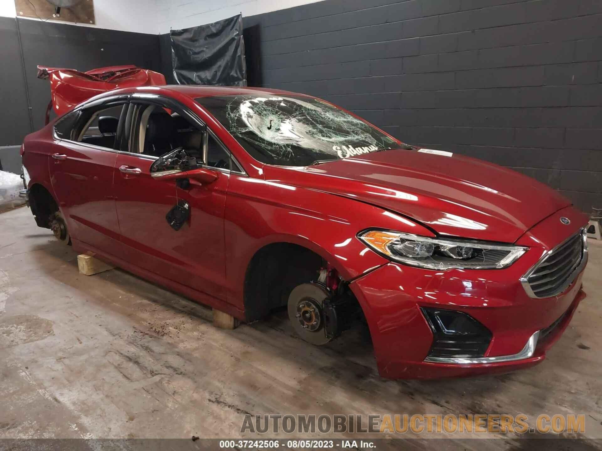 3FA6P0E92KR111221 FORD FUSION 2019