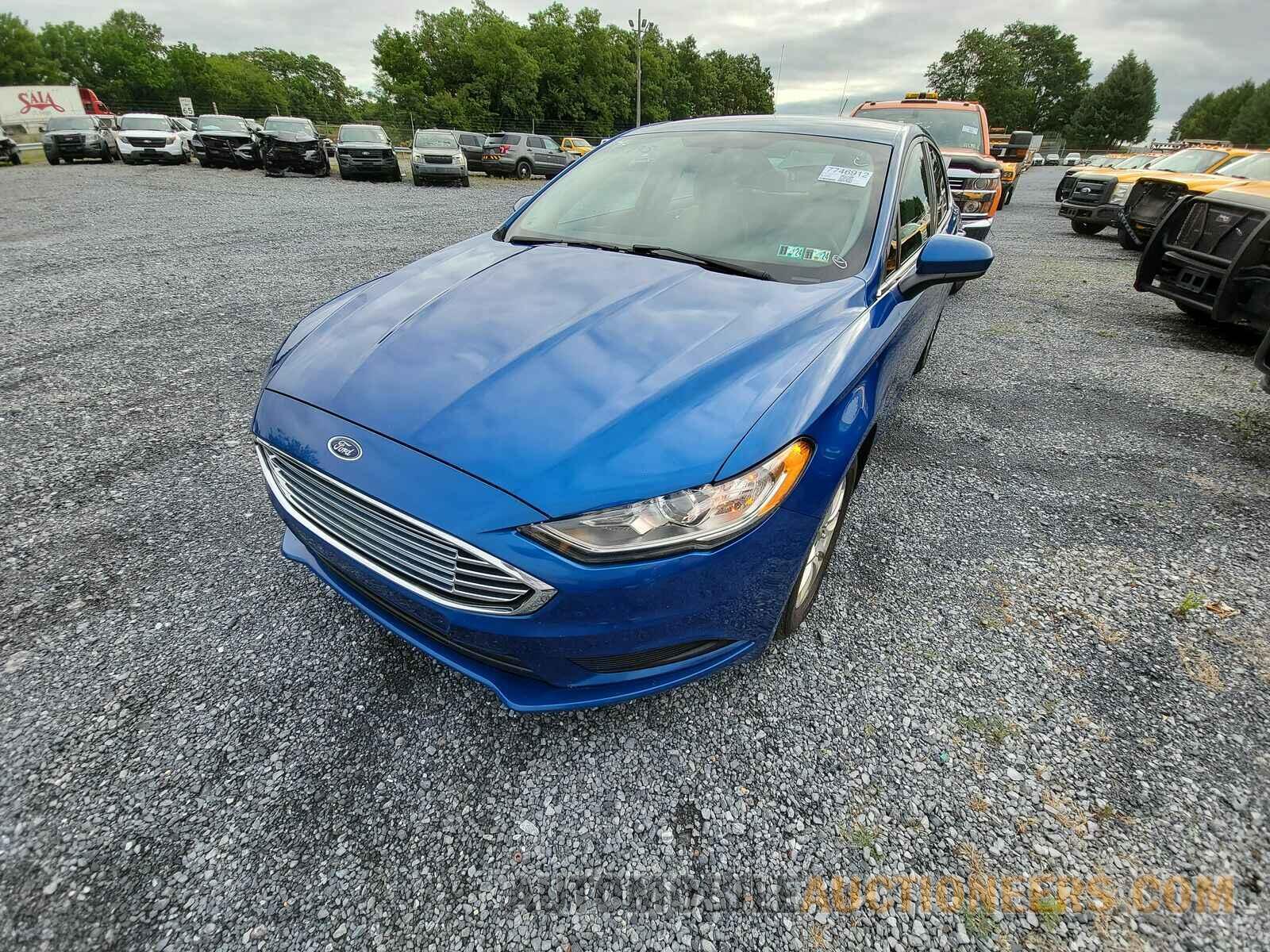 3FA6P0G71HR358184 Ford Fusion 2017