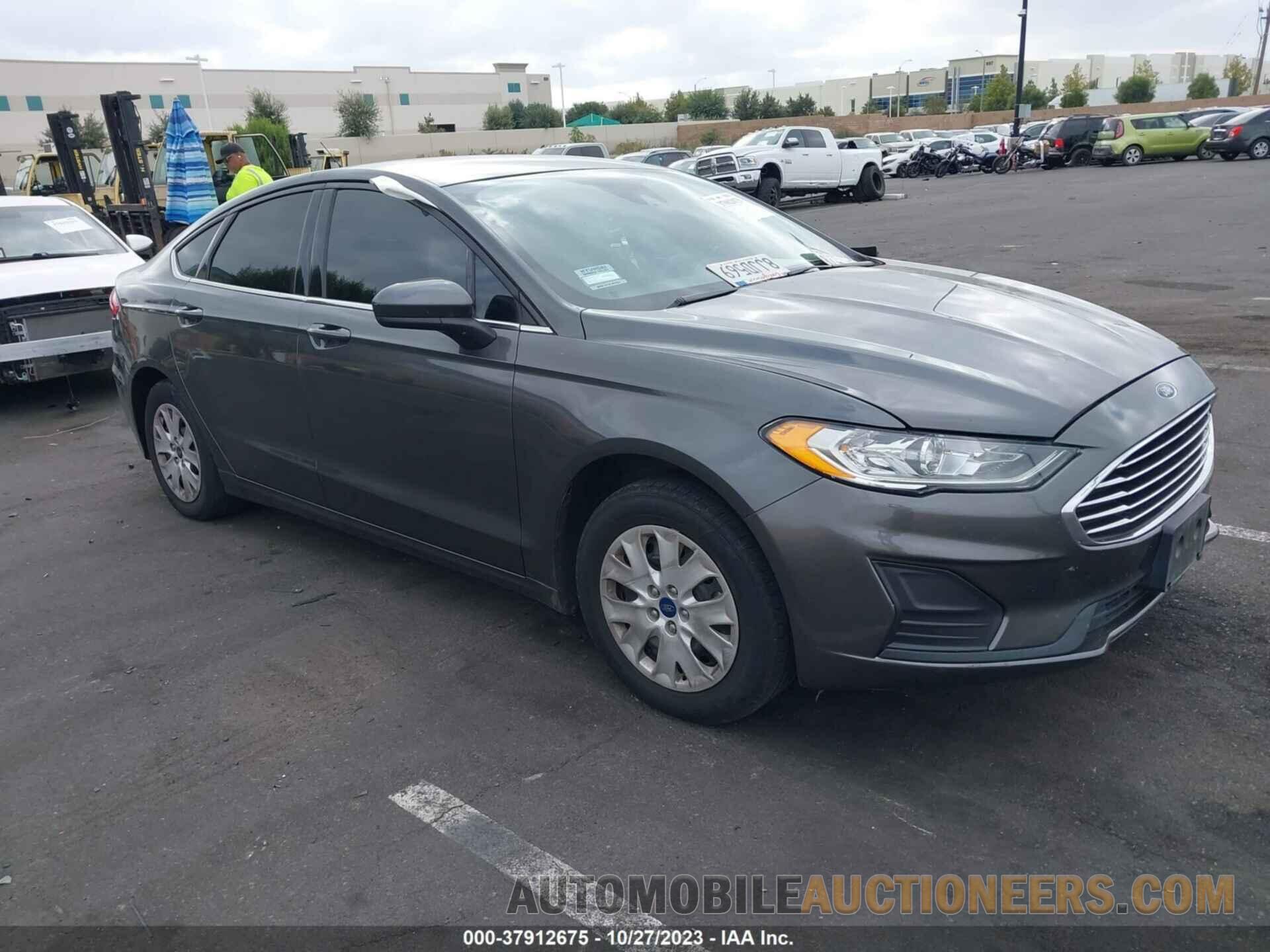 3FA6P0G71KR149101 FORD FUSION 2019