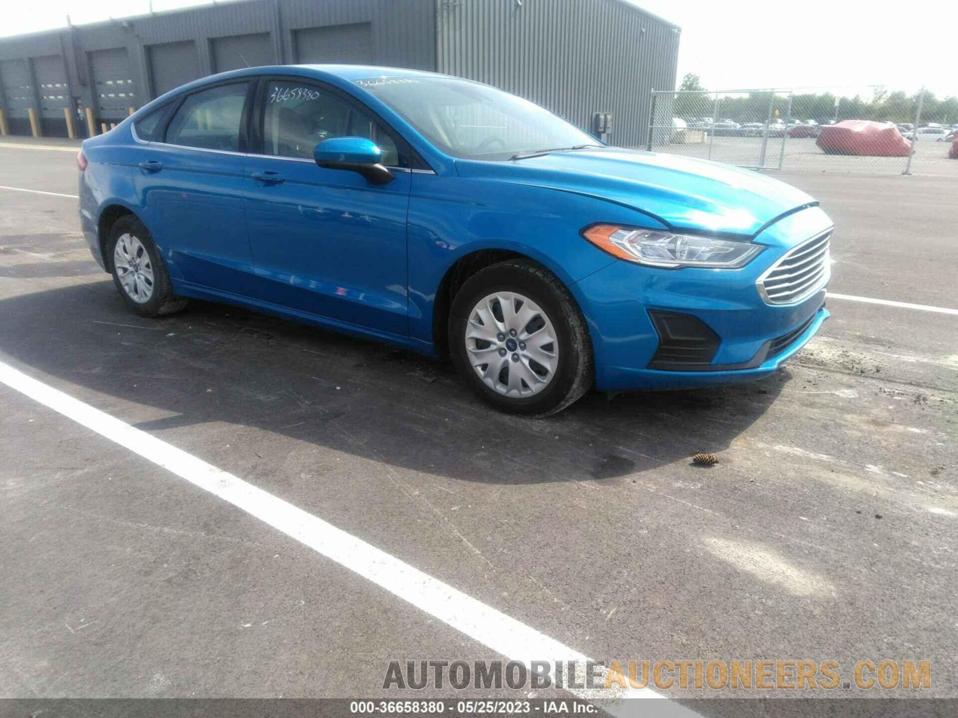 3FA6P0G72KR282532 FORD FUSION 2019