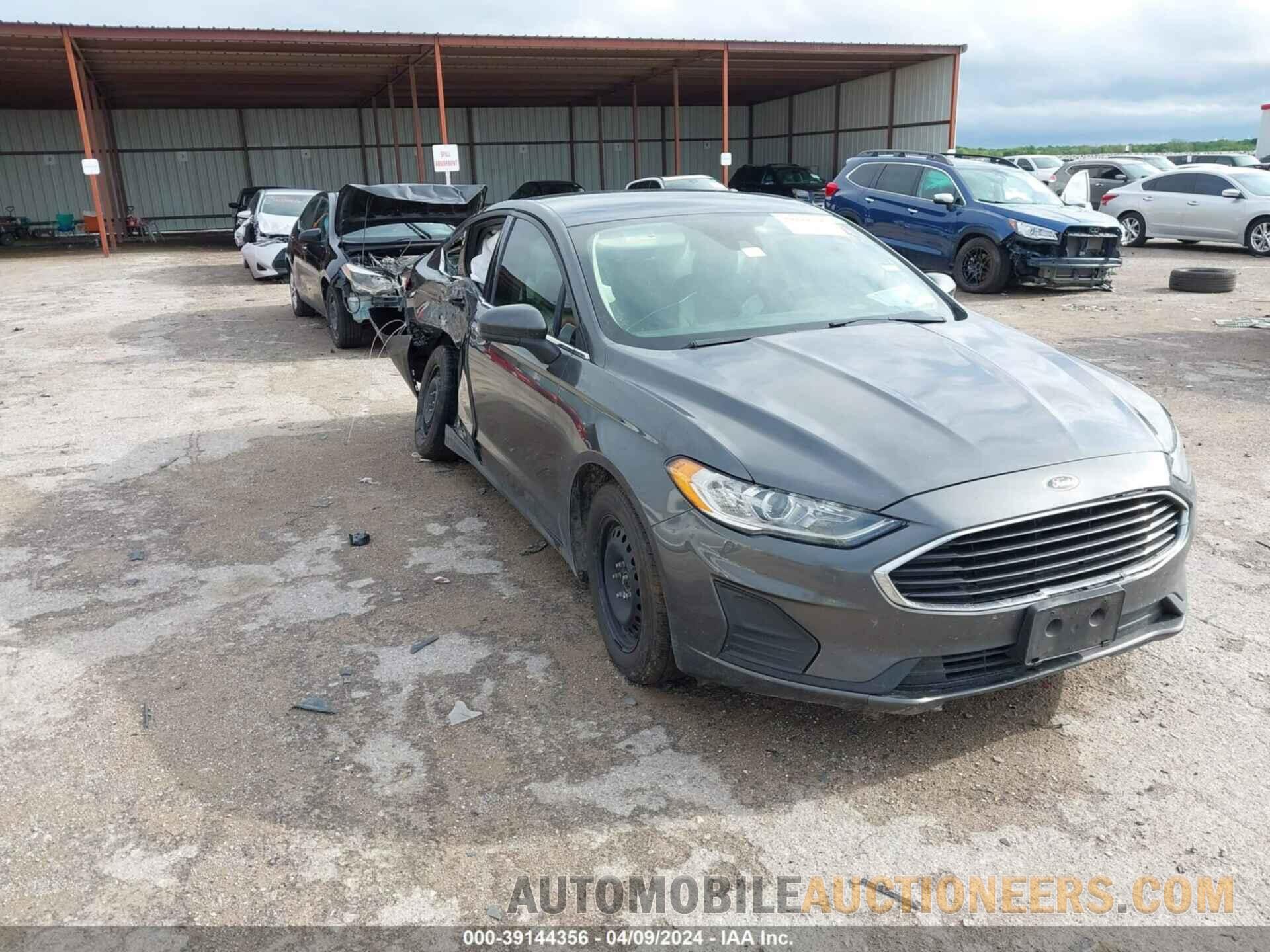 3FA6P0G72LR135578 FORD FUSION 2020