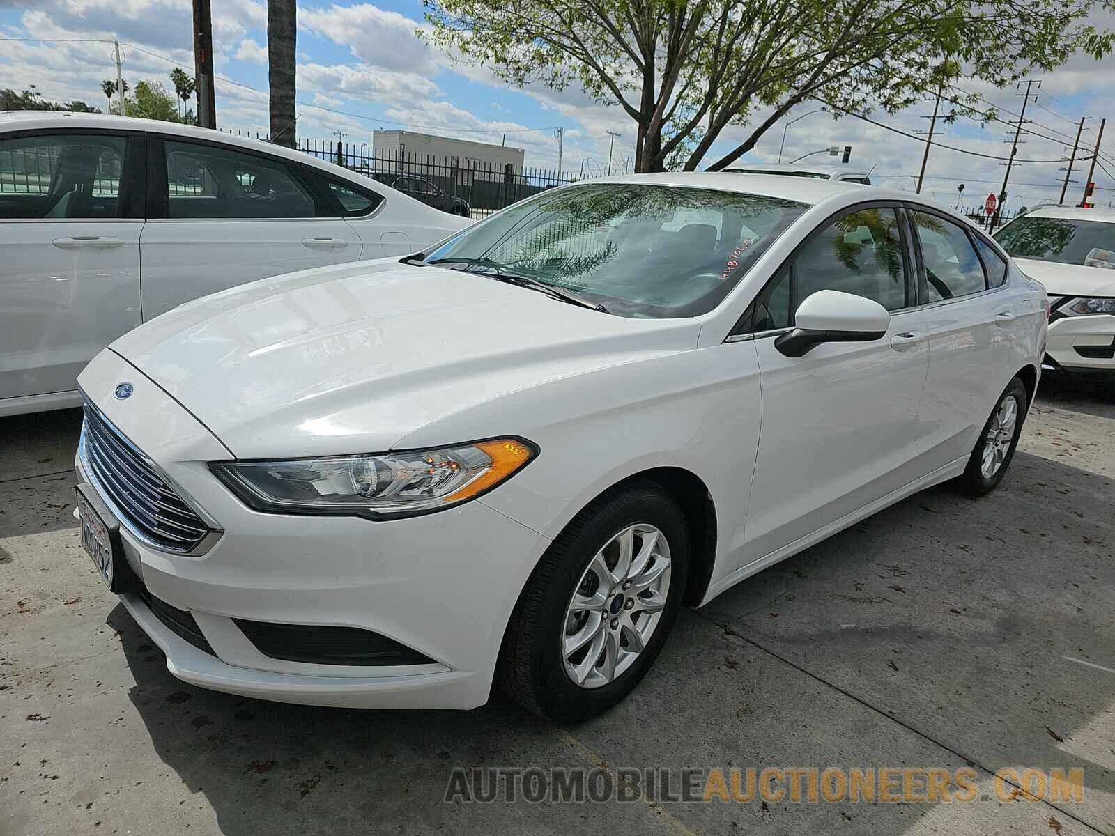 3FA6P0G73HR229377 Ford Fusion 2017