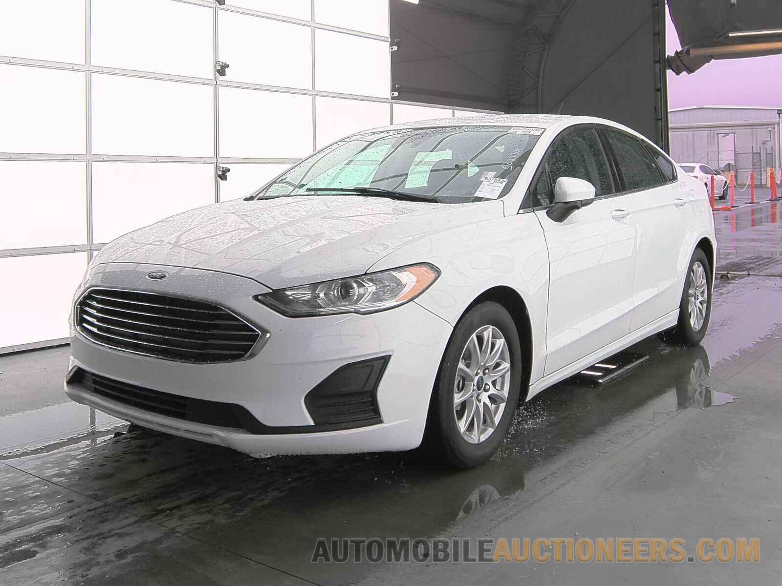 3FA6P0G73KR172461 Ford Fusion 2019