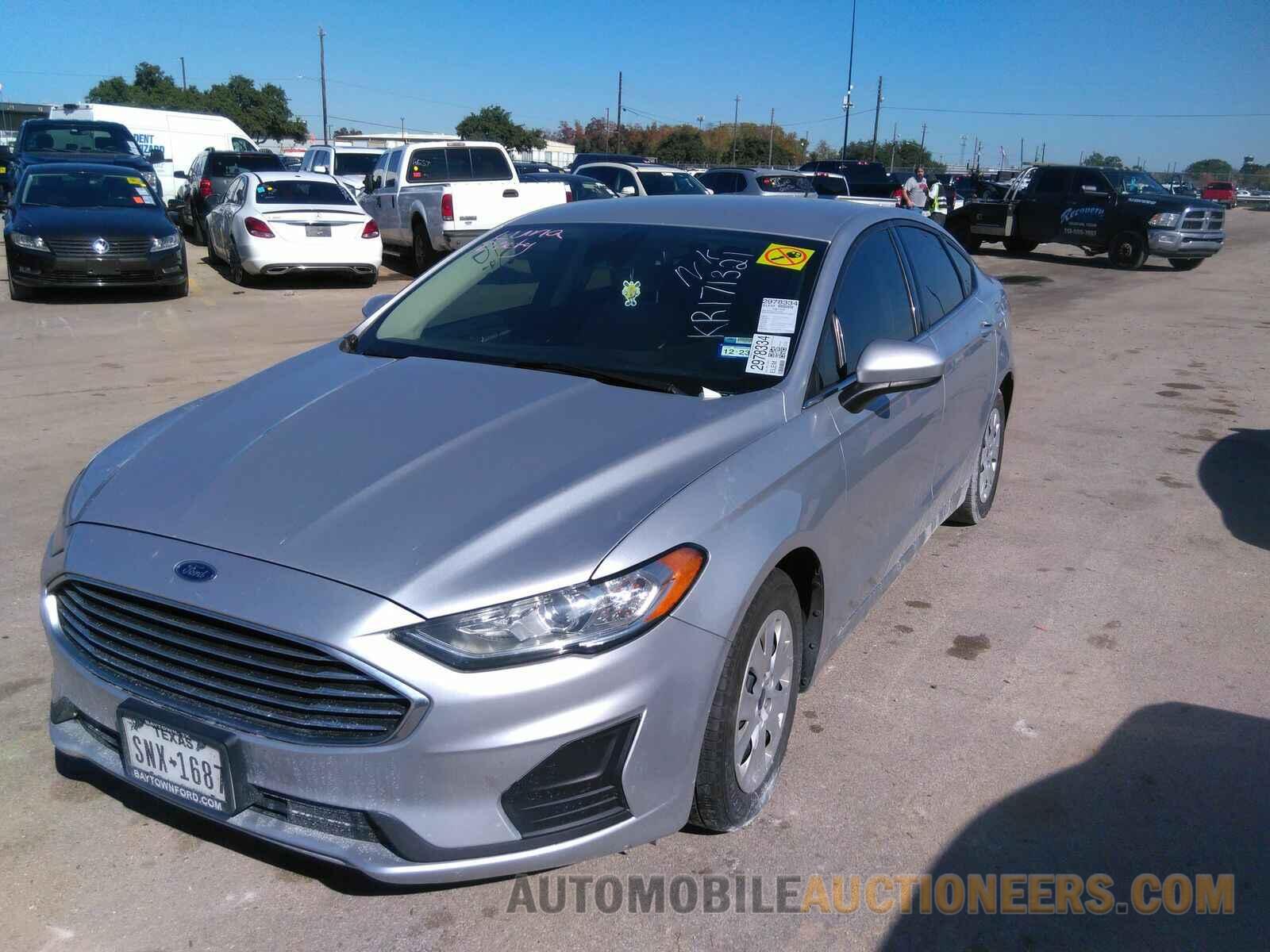 3FA6P0G74KR171321 Ford Fusion 2019