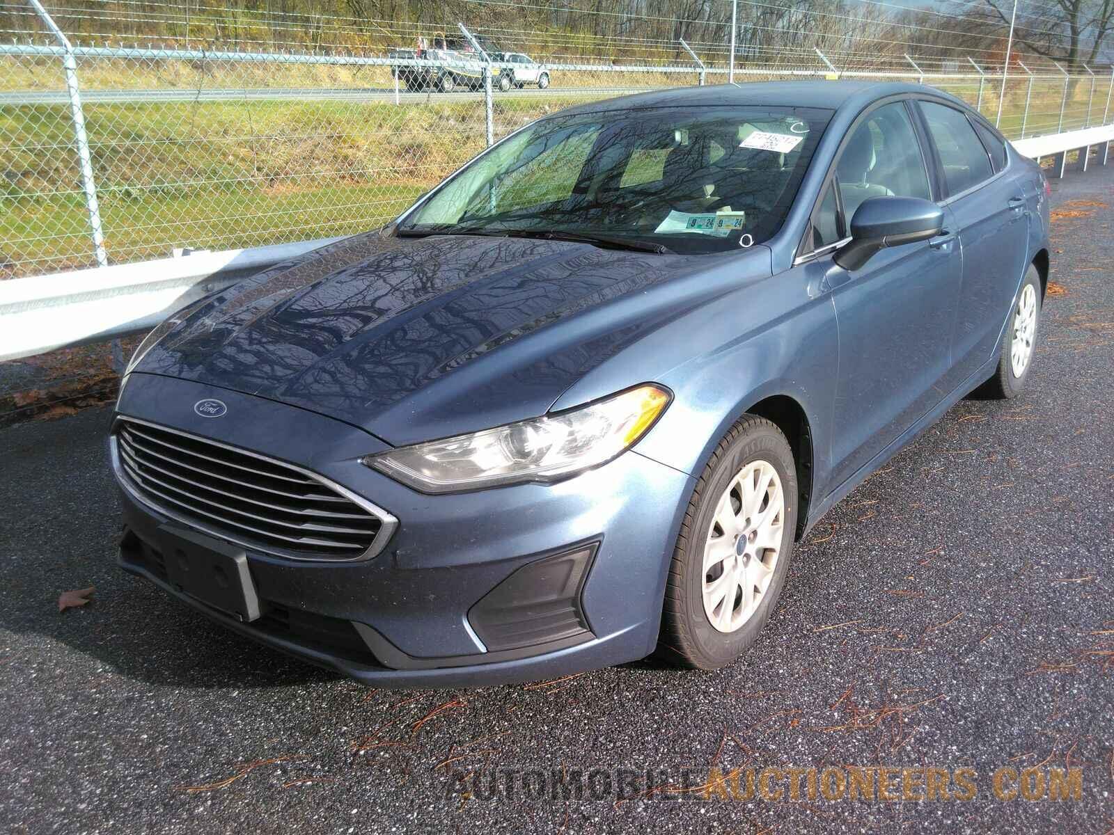 3FA6P0G74KR218203 Ford Fusion 2019