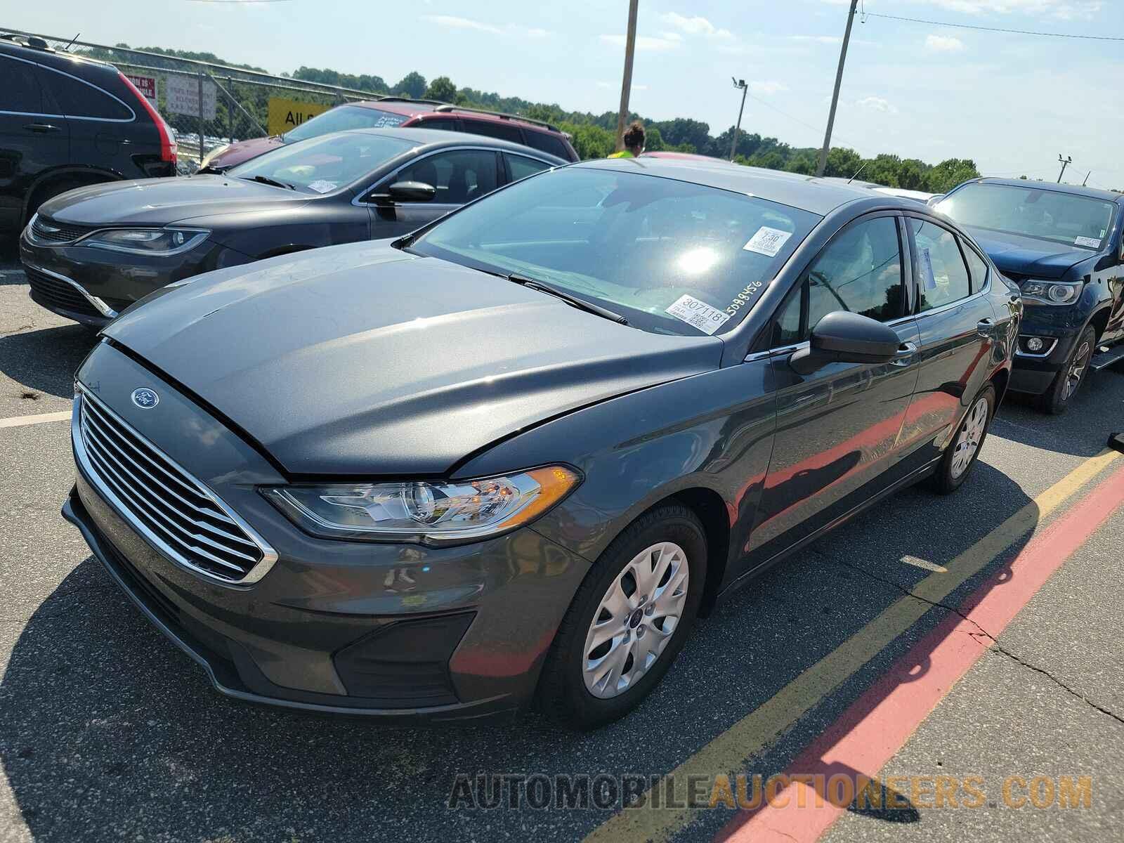 3FA6P0G75KR161851 Ford Fusion 2019