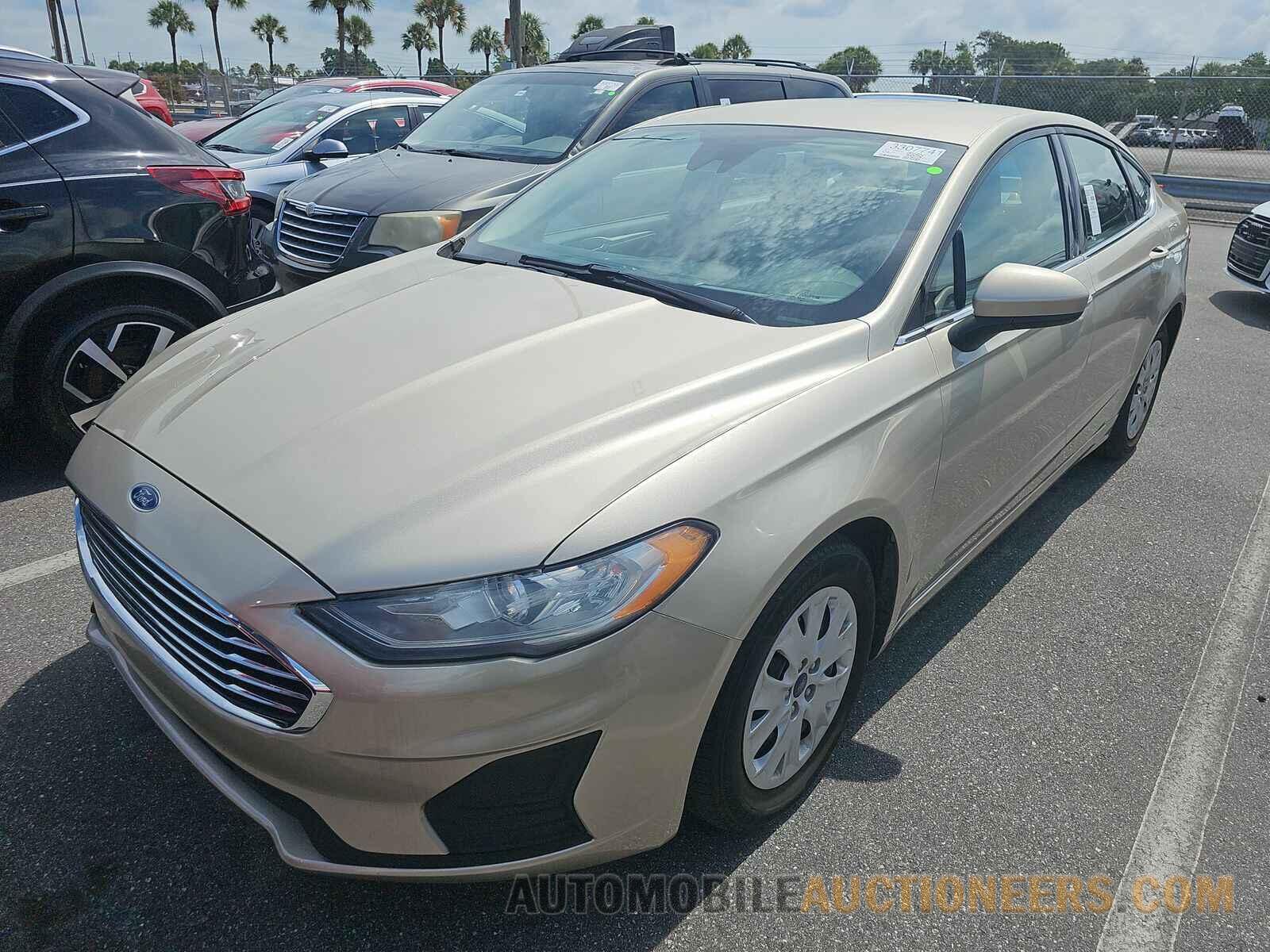 3FA6P0G75KR169433 Ford Fusion 2019