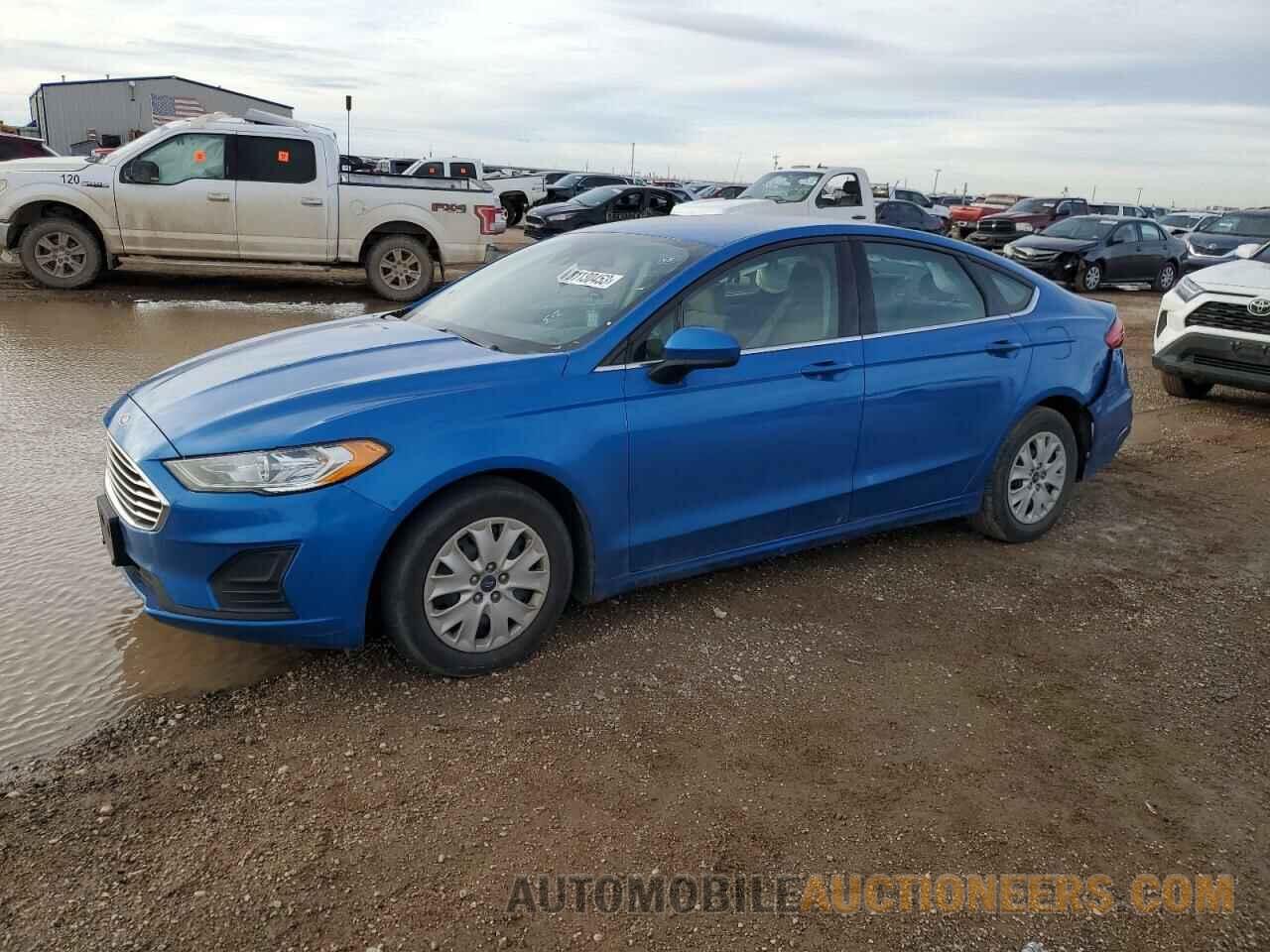 3FA6P0G75KR218761 FORD FUSION 2019