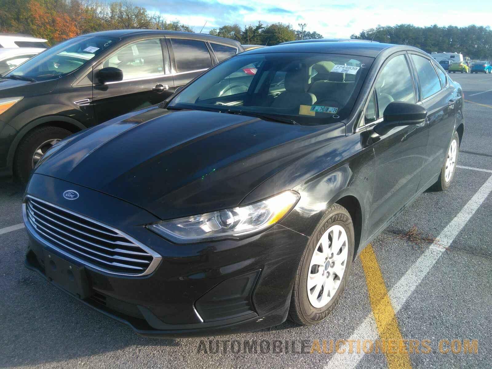 3FA6P0G75KR277969 Ford Fusion 2019