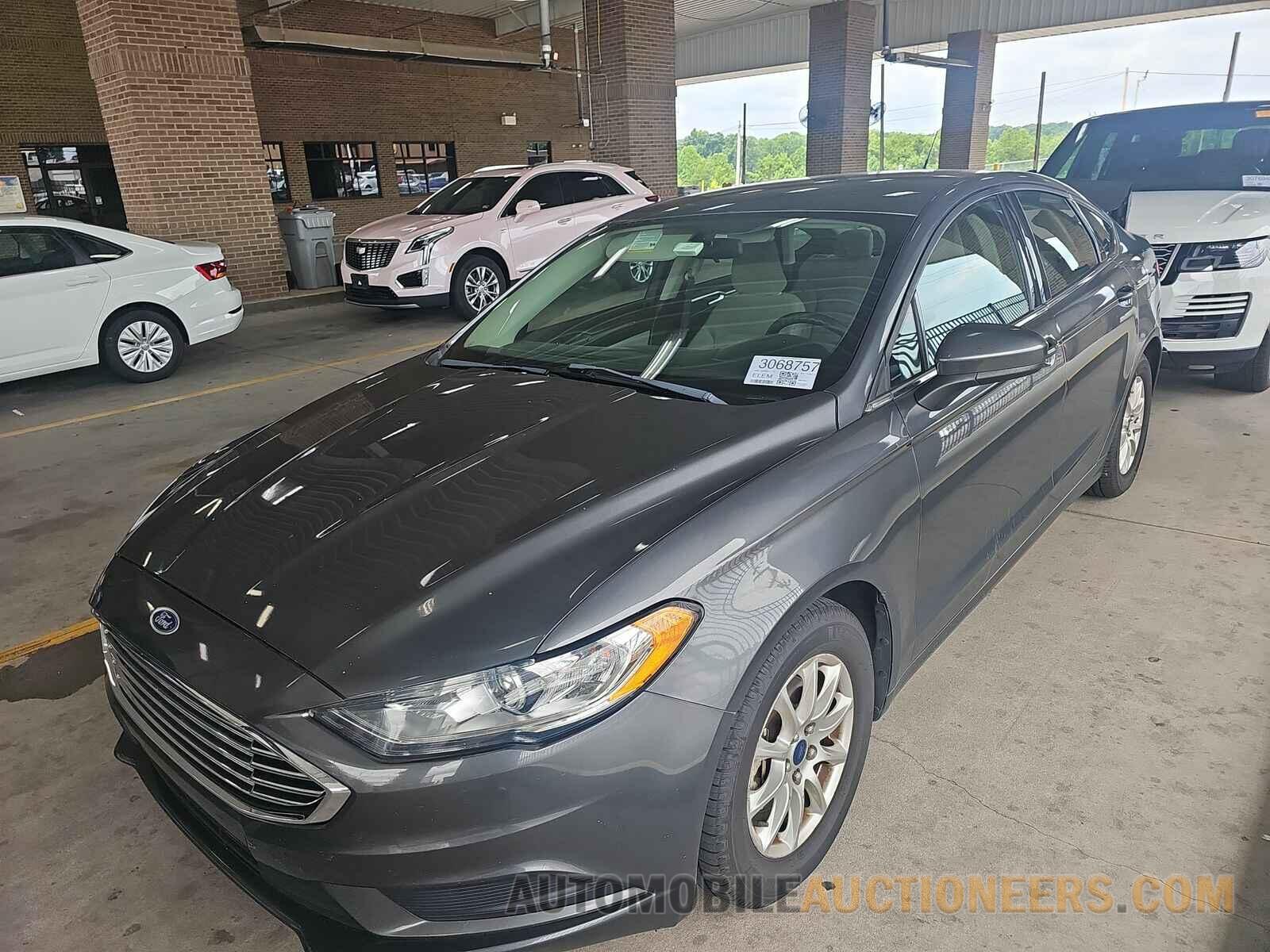 3FA6P0G76HR301172 Ford Fusion 2017