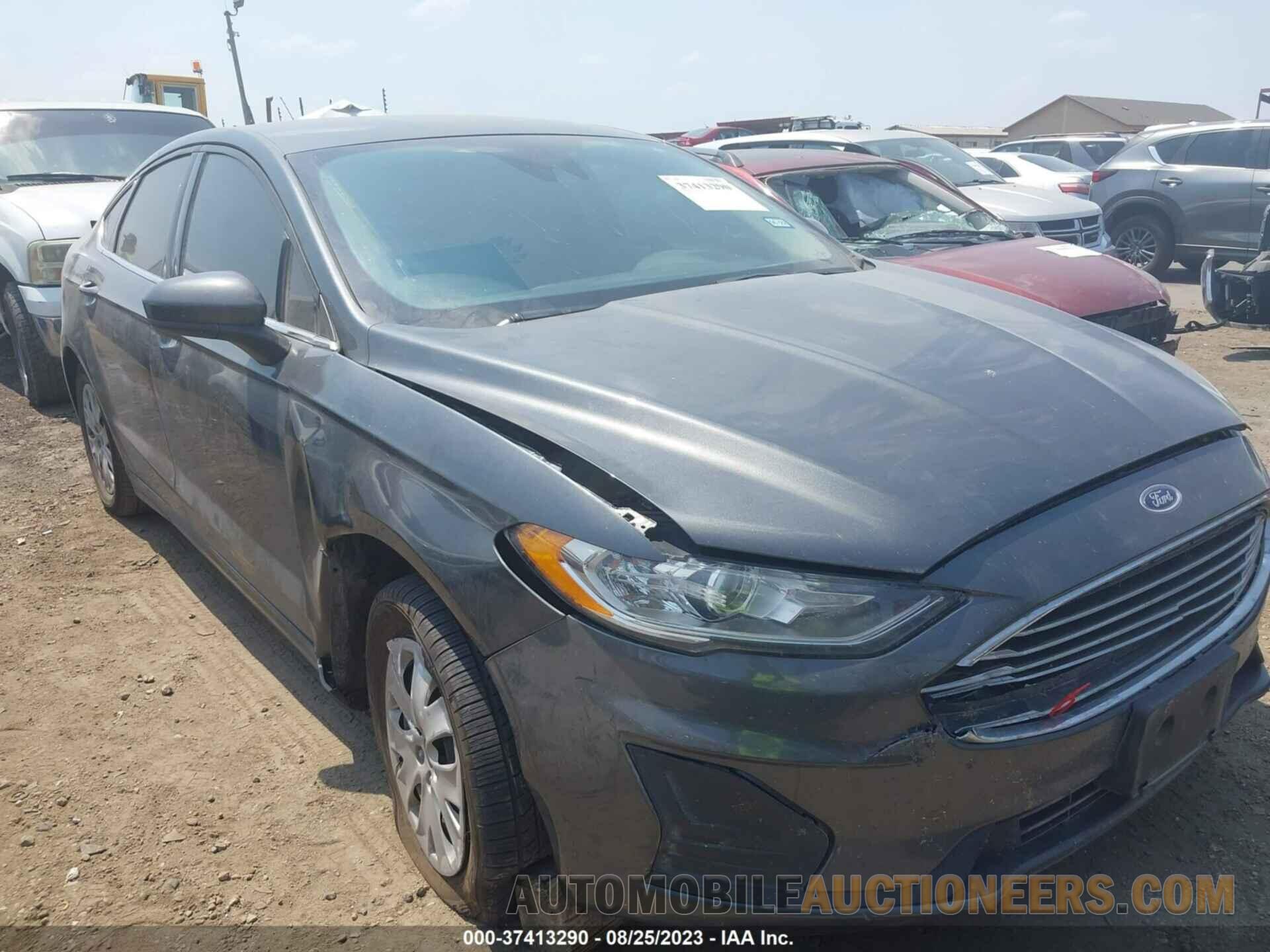 3FA6P0G76KR113713 FORD FUSION 2019