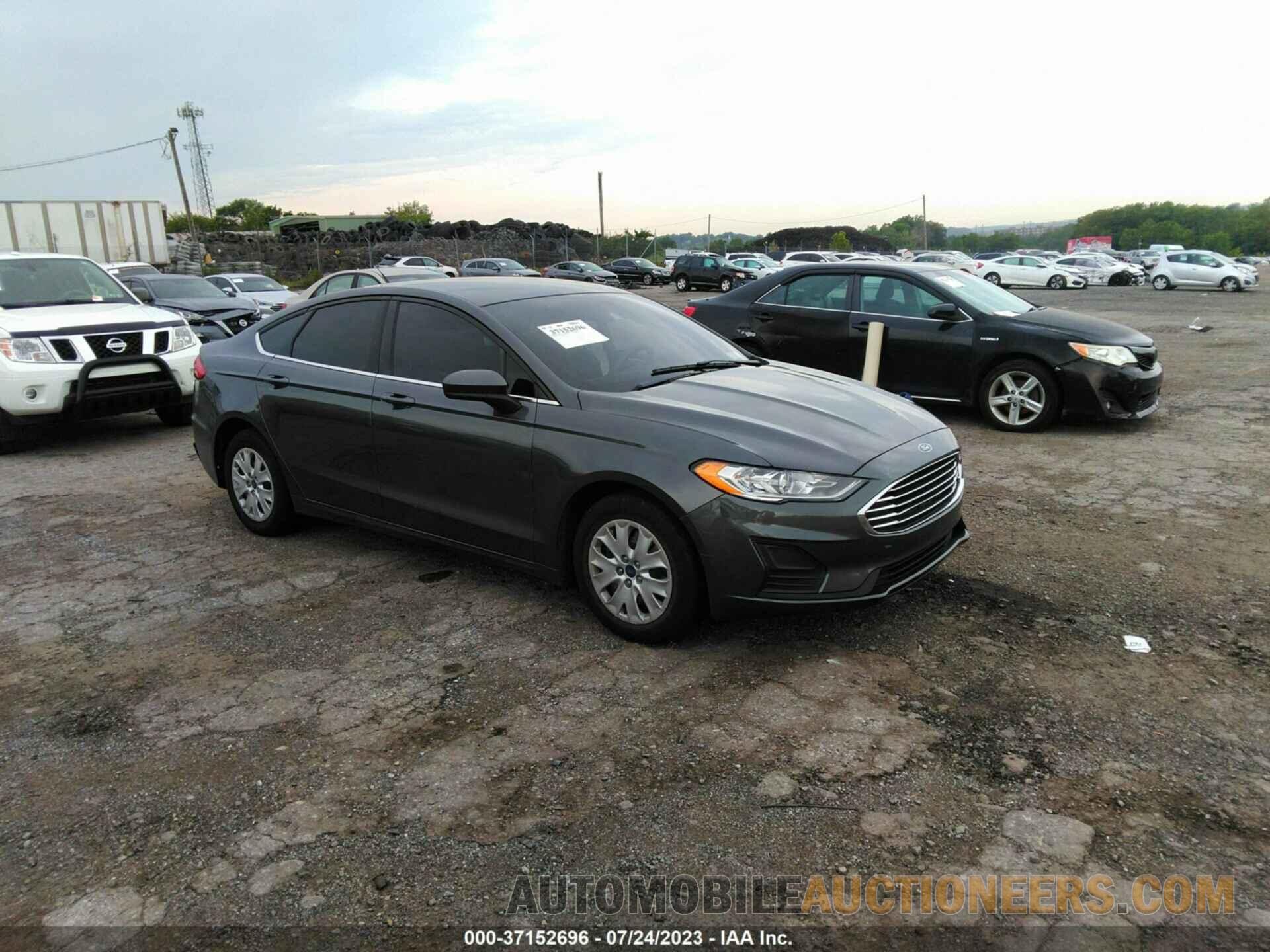 3FA6P0G76KR271470 FORD FUSION 2019