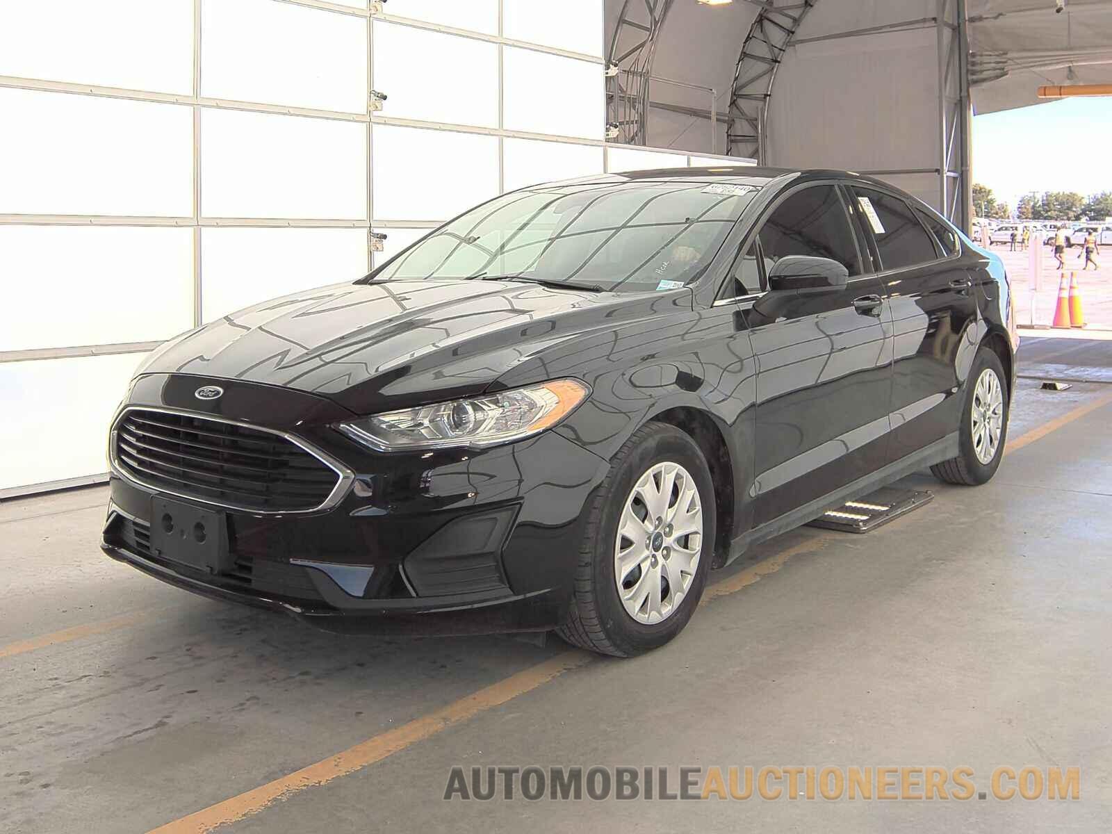 3FA6P0G76LR111705 Ford Fusion 2020