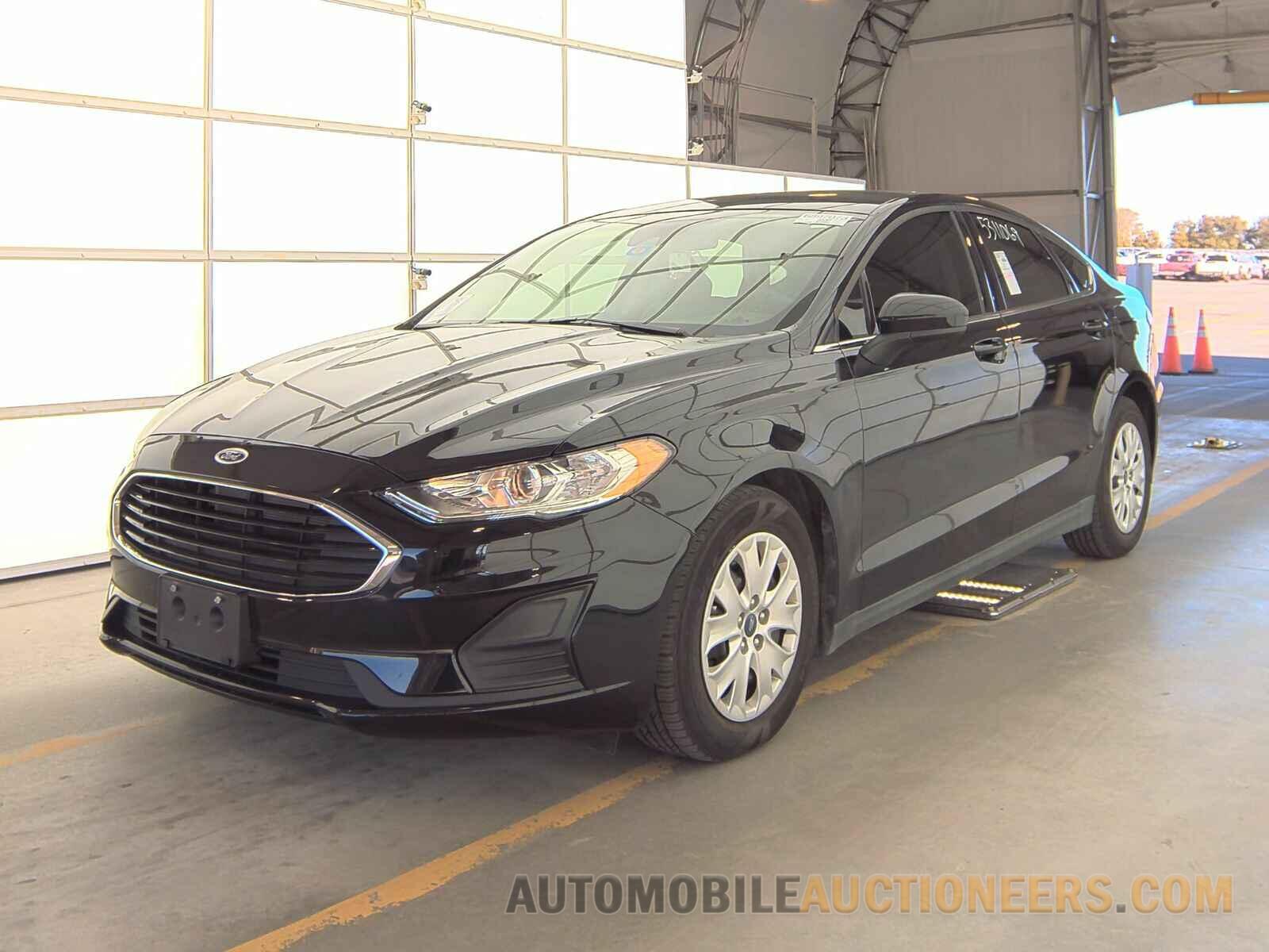 3FA6P0G76LR125717 Ford Fusion 2020