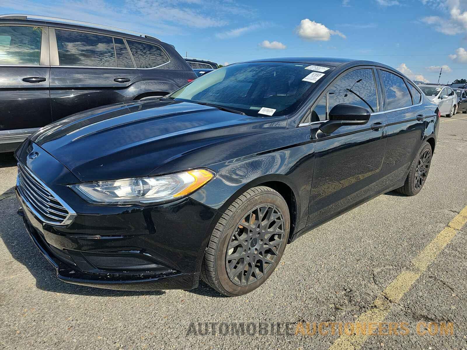 3FA6P0G77HR215398 Ford Fusion 2017