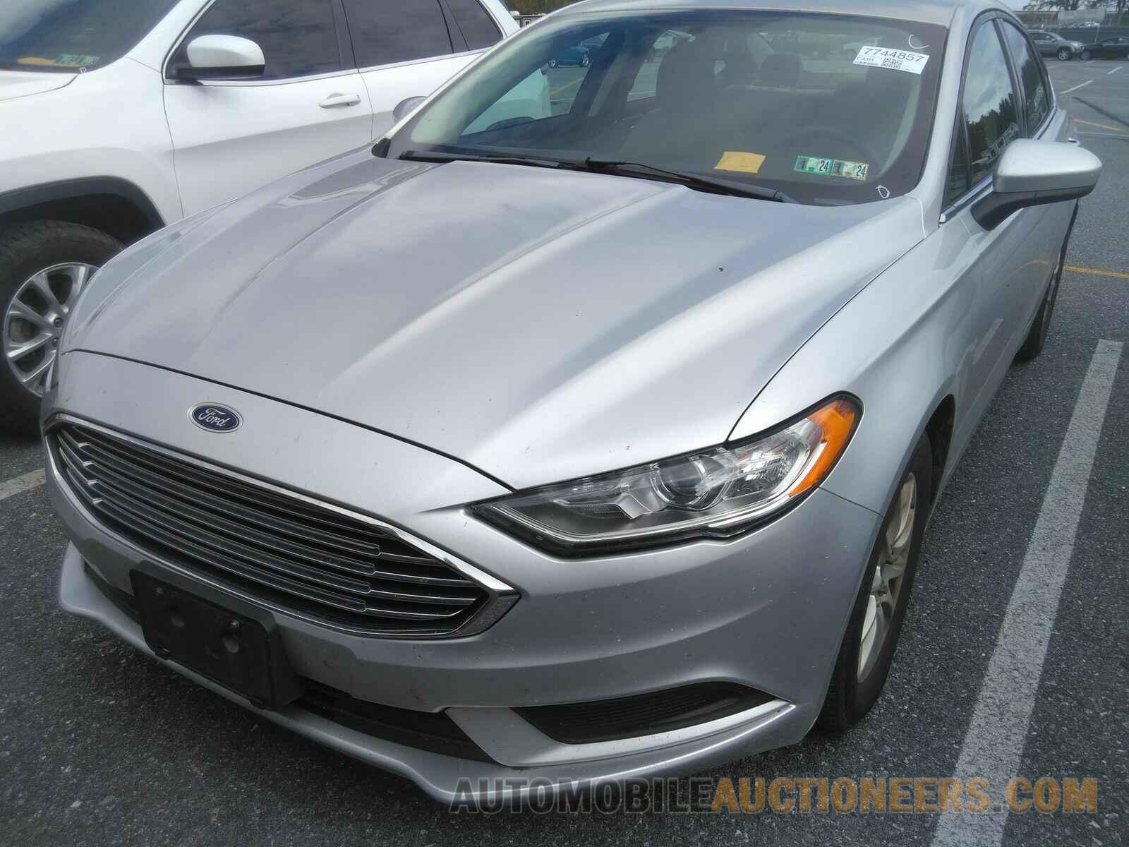 3FA6P0G78HR286819 Ford Fusion 2017