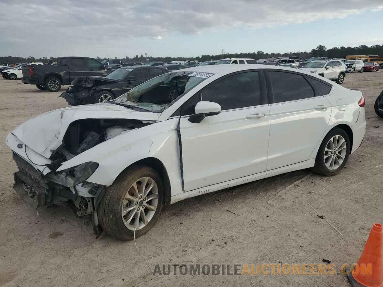 3FA6P0G78KR132733 FORD FUSION 2019