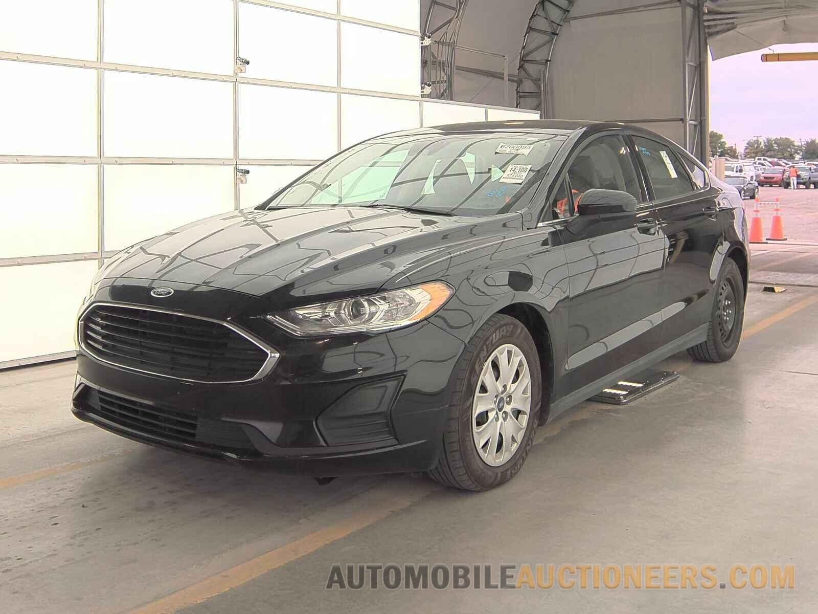 3FA6P0G78LR125489 Ford Fusion 2020