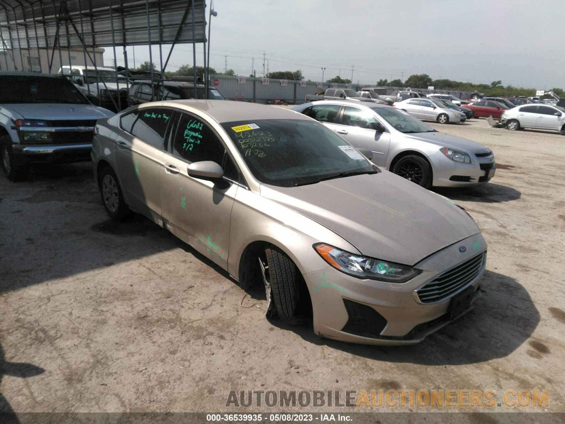 3FA6P0G79KR103256 FORD FUSION 2019