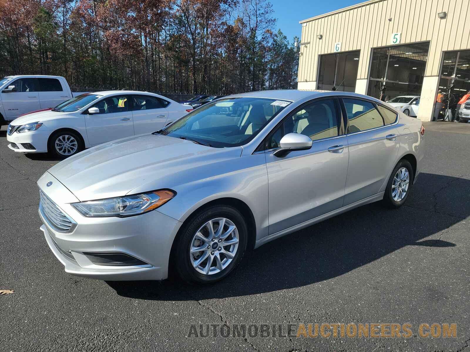 3FA6P0G7XHR388090 Ford Fusion 2017