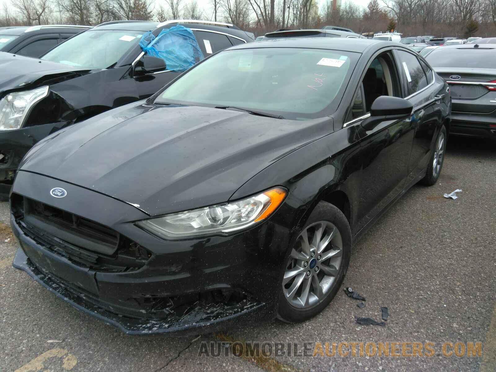 3FA6P0H70HR382815 Ford Fusion 2017