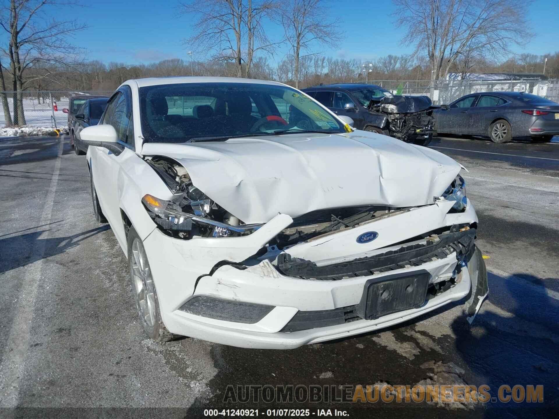 3FA6P0H71HR173826 FORD FUSION 2017