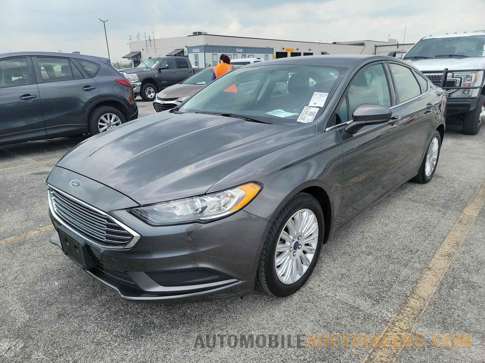 3FA6P0H72HR145842 Ford Fusion 2017