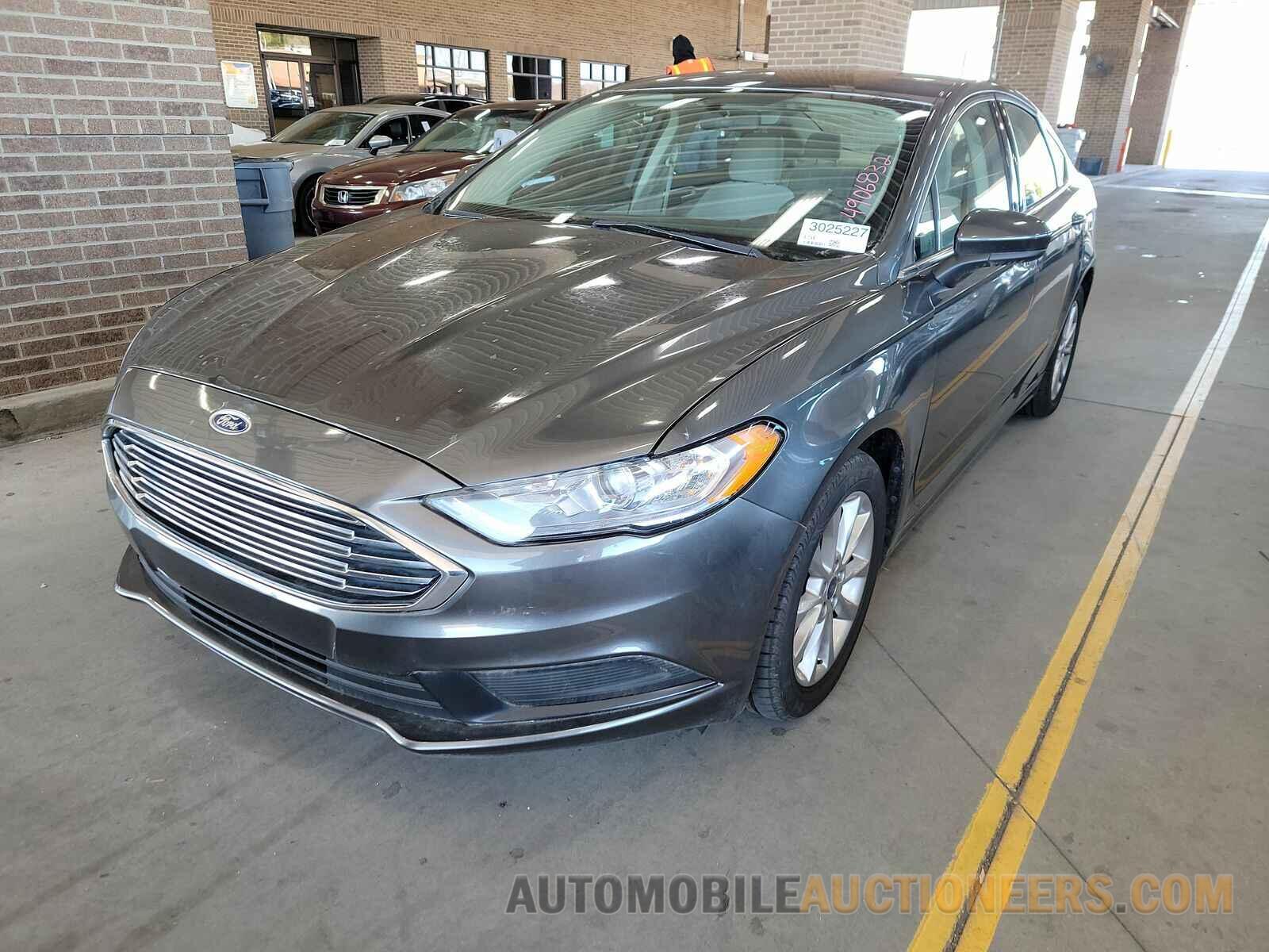 3FA6P0H74HR369050 Ford Fusion 2017