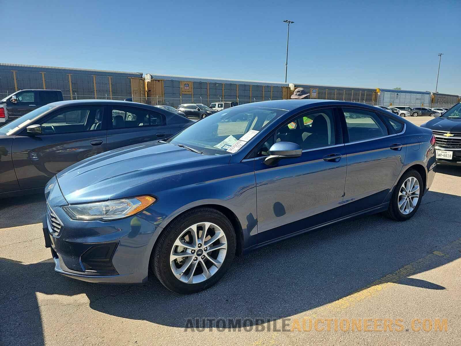 3FA6P0H74KR238756 Ford Fusion 2019