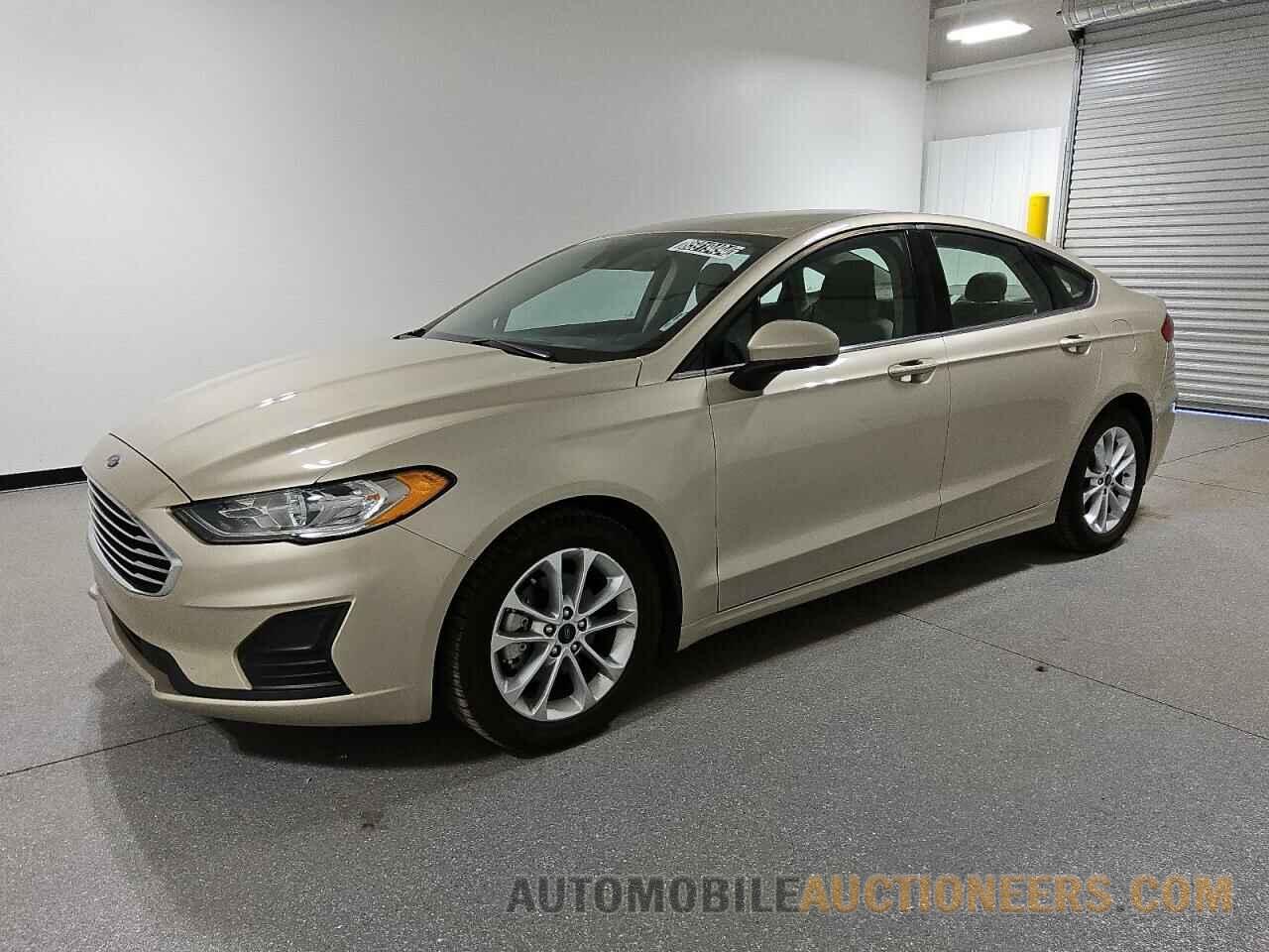 3FA6P0H74KR271563 FORD FUSION 2019