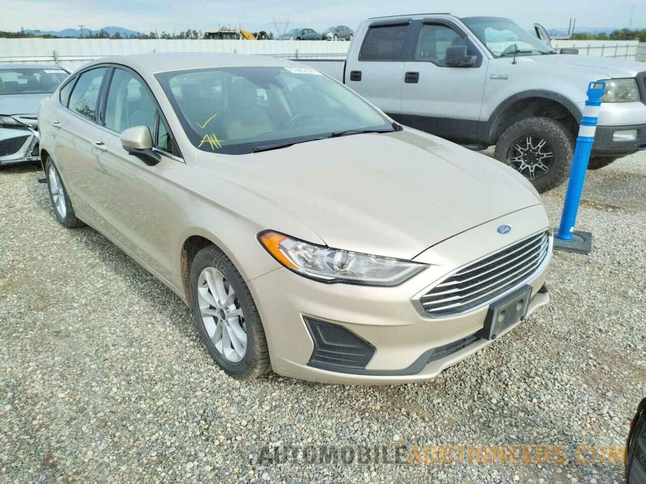 3FA6P0H75KR122031 FORD FUSION 2019