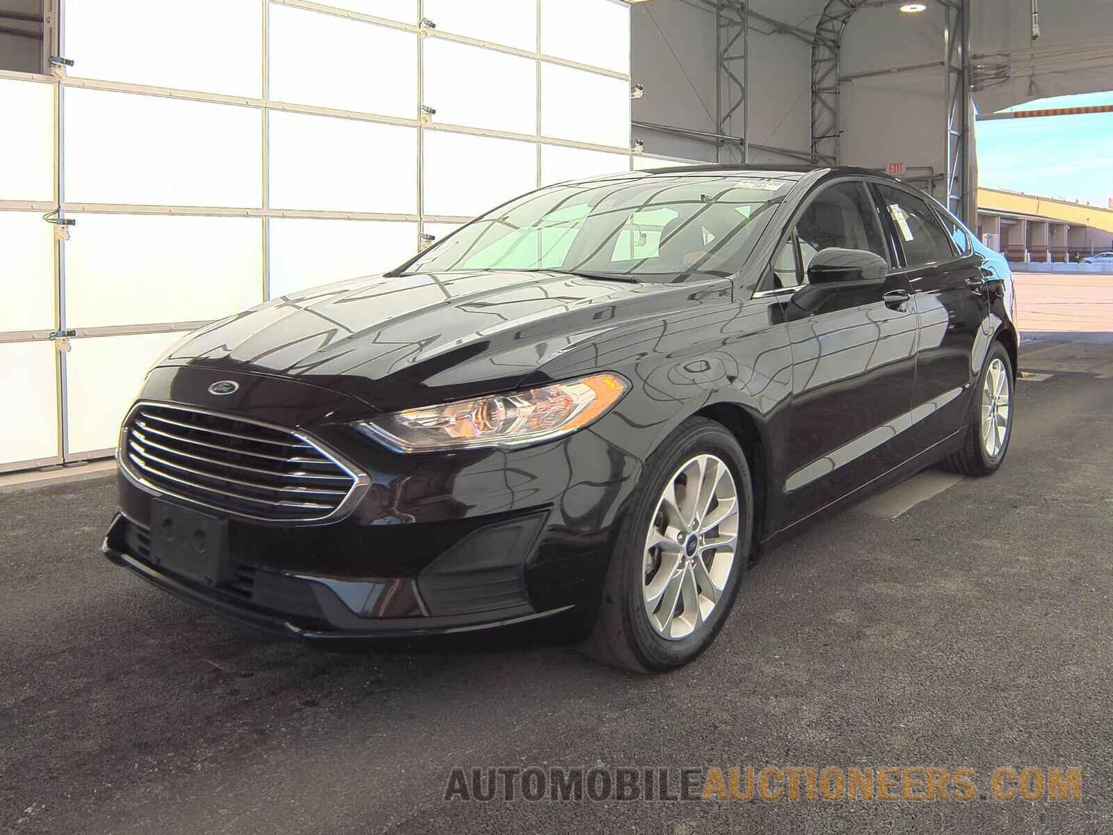 3FA6P0H75KR152047 Ford Fusion 2019