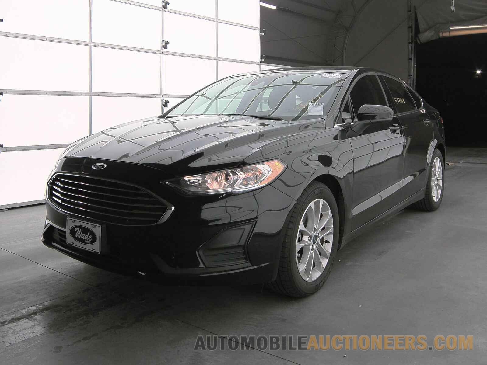 3FA6P0H75KR218600 Ford Fusion 2019