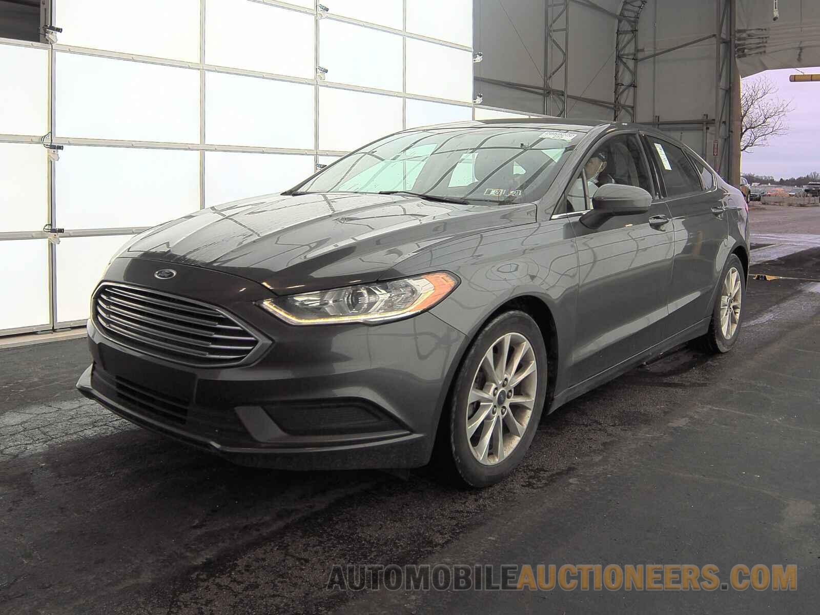 3FA6P0H76HR114027 Ford Fusion 2017