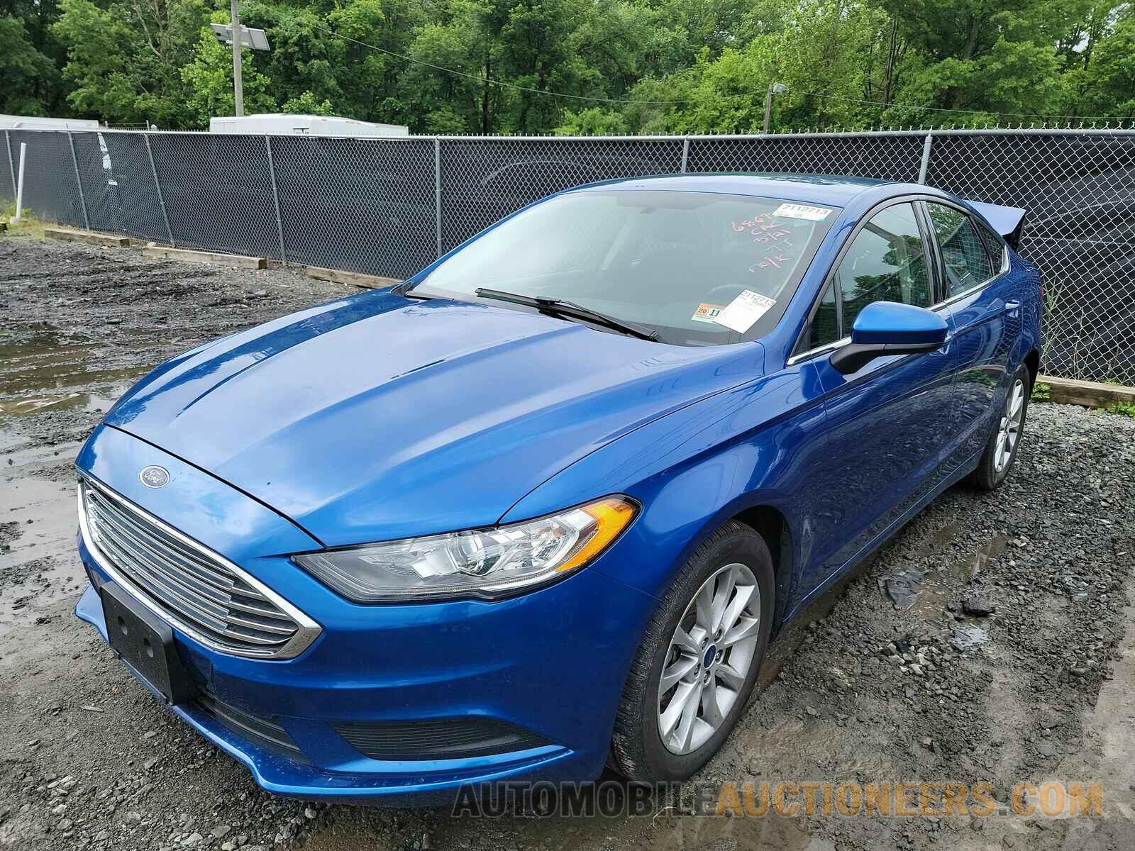 3FA6P0H76HR117557 Ford Fusion 2017