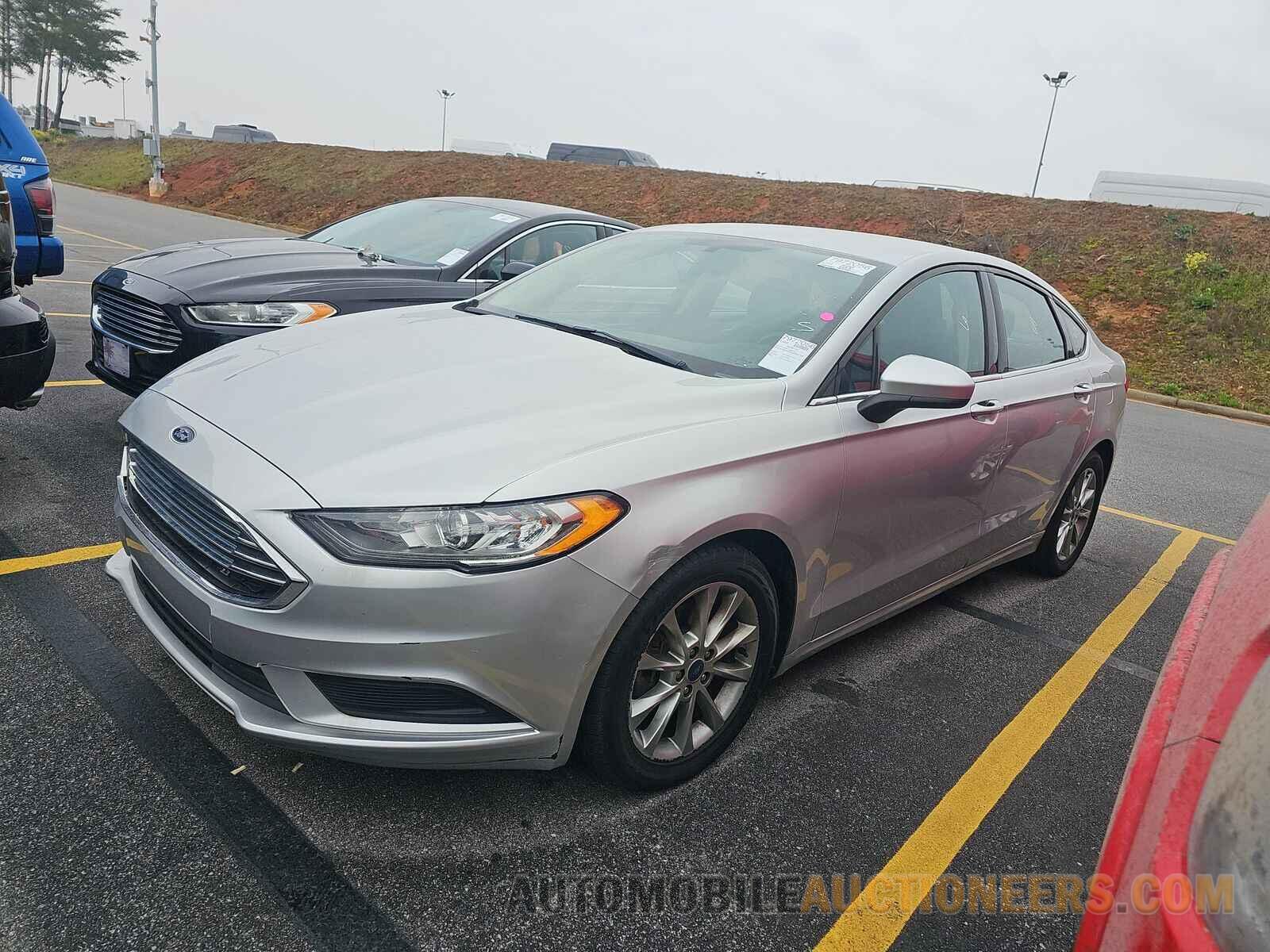 3FA6P0H76HR392796 Ford Fusion 2017