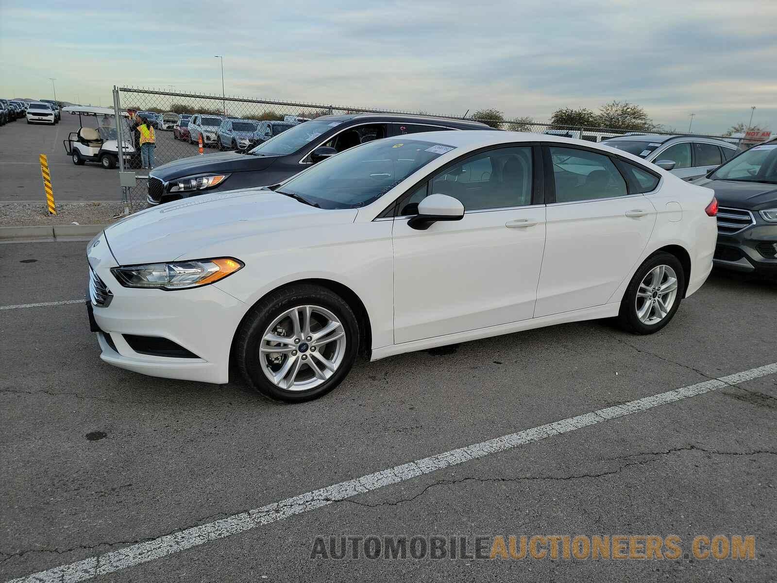 3FA6P0H77JR181421 Ford Fusion 2018