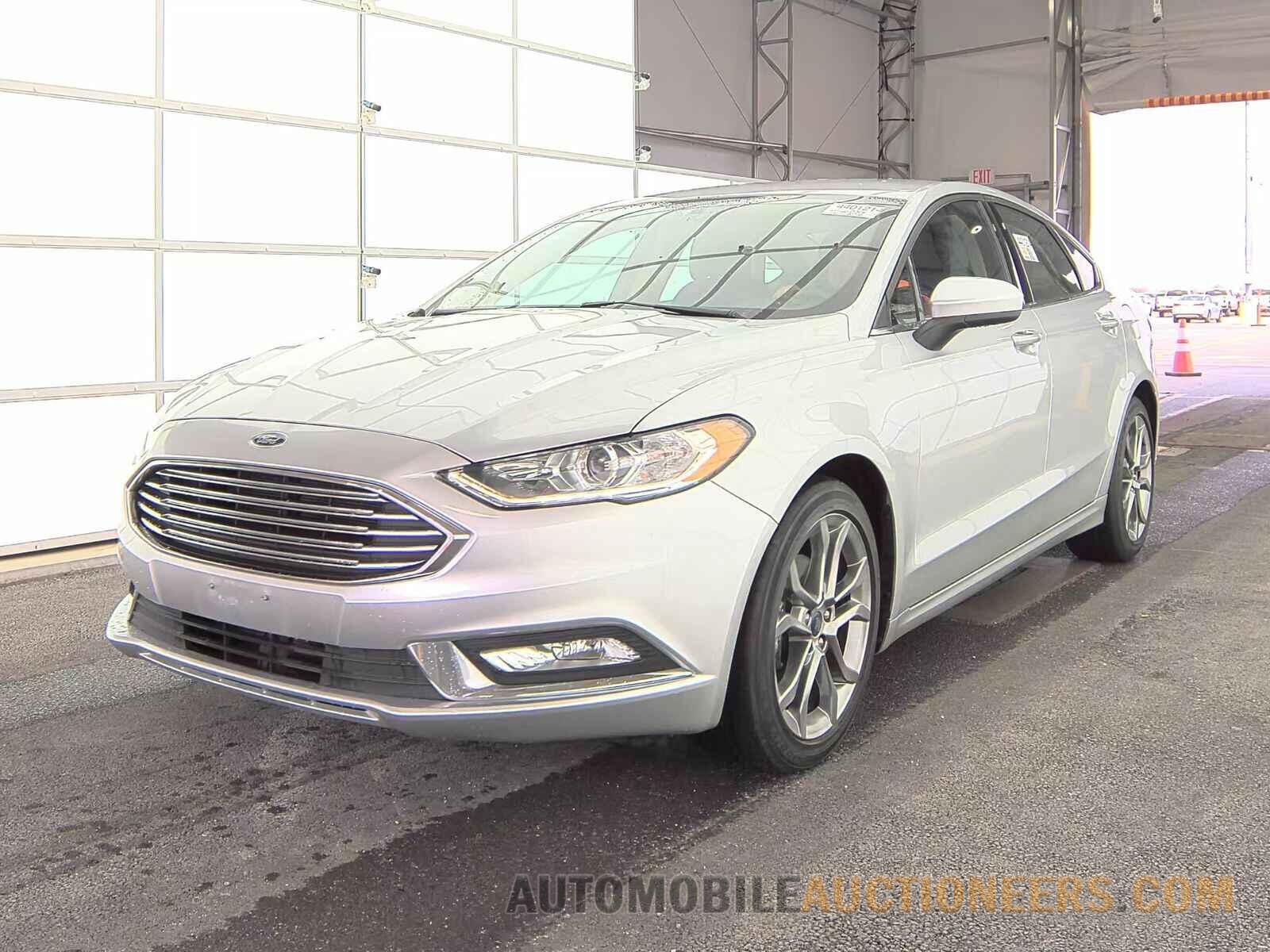 3FA6P0H77JR190975 Ford Fusion 2018