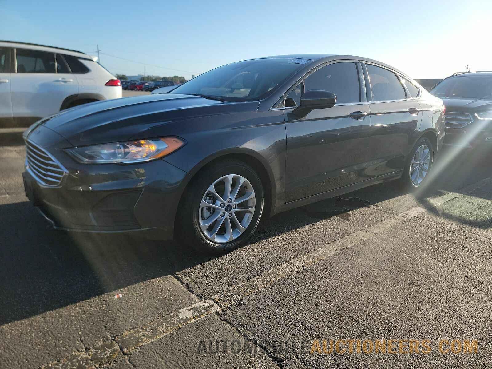 3FA6P0HD0KR114571 Ford Fusion 2019