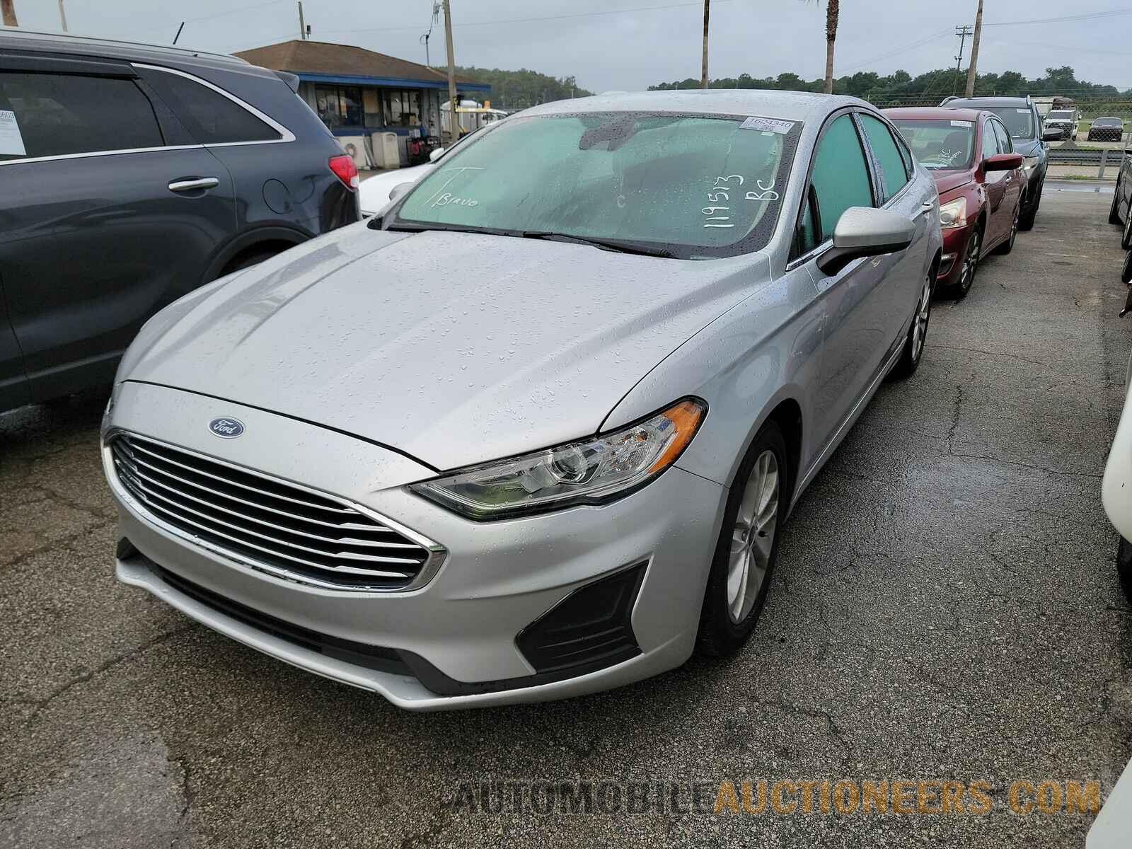 3FA6P0HD0KR119513 Ford Fusion 2019