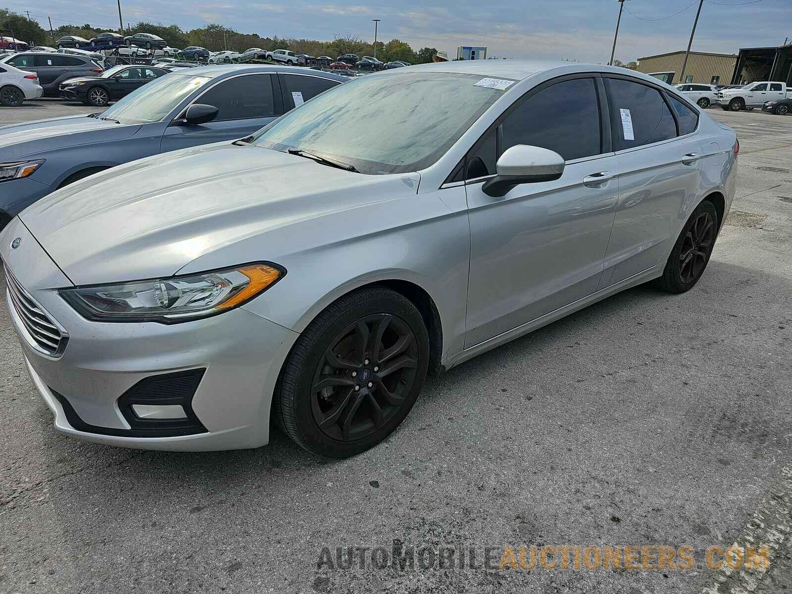 3FA6P0HD0KR128227 Ford Fusion 2019