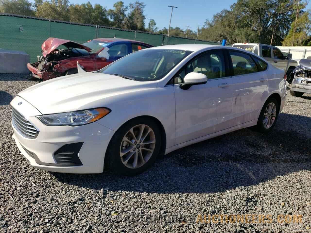 3FA6P0HD0KR159431 FORD FUSION 2019