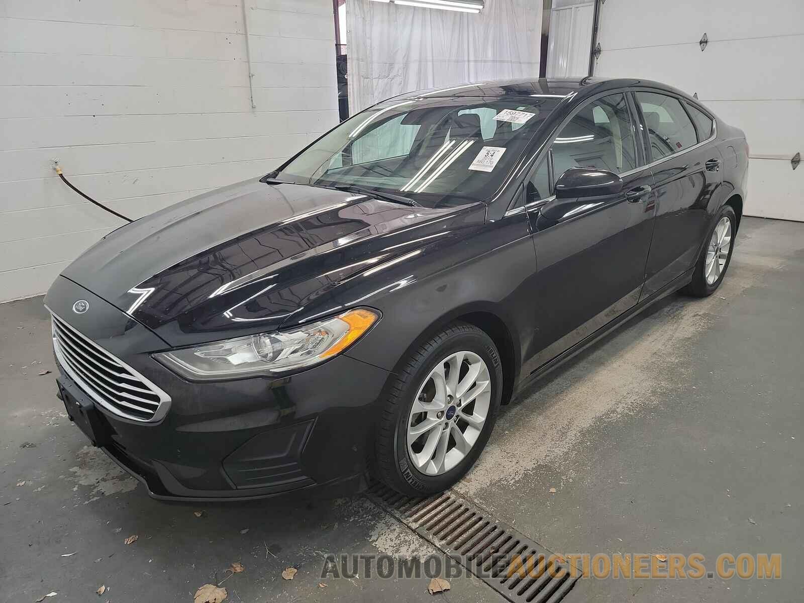 3FA6P0HD0KR166458 Ford Fusion 2019