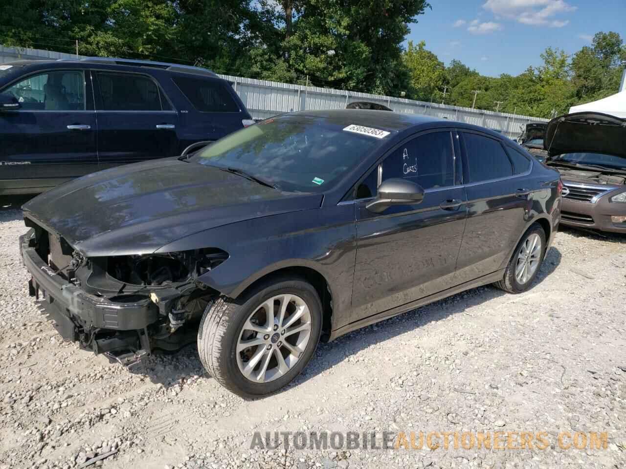 3FA6P0HD0KR193692 FORD FUSION 2019